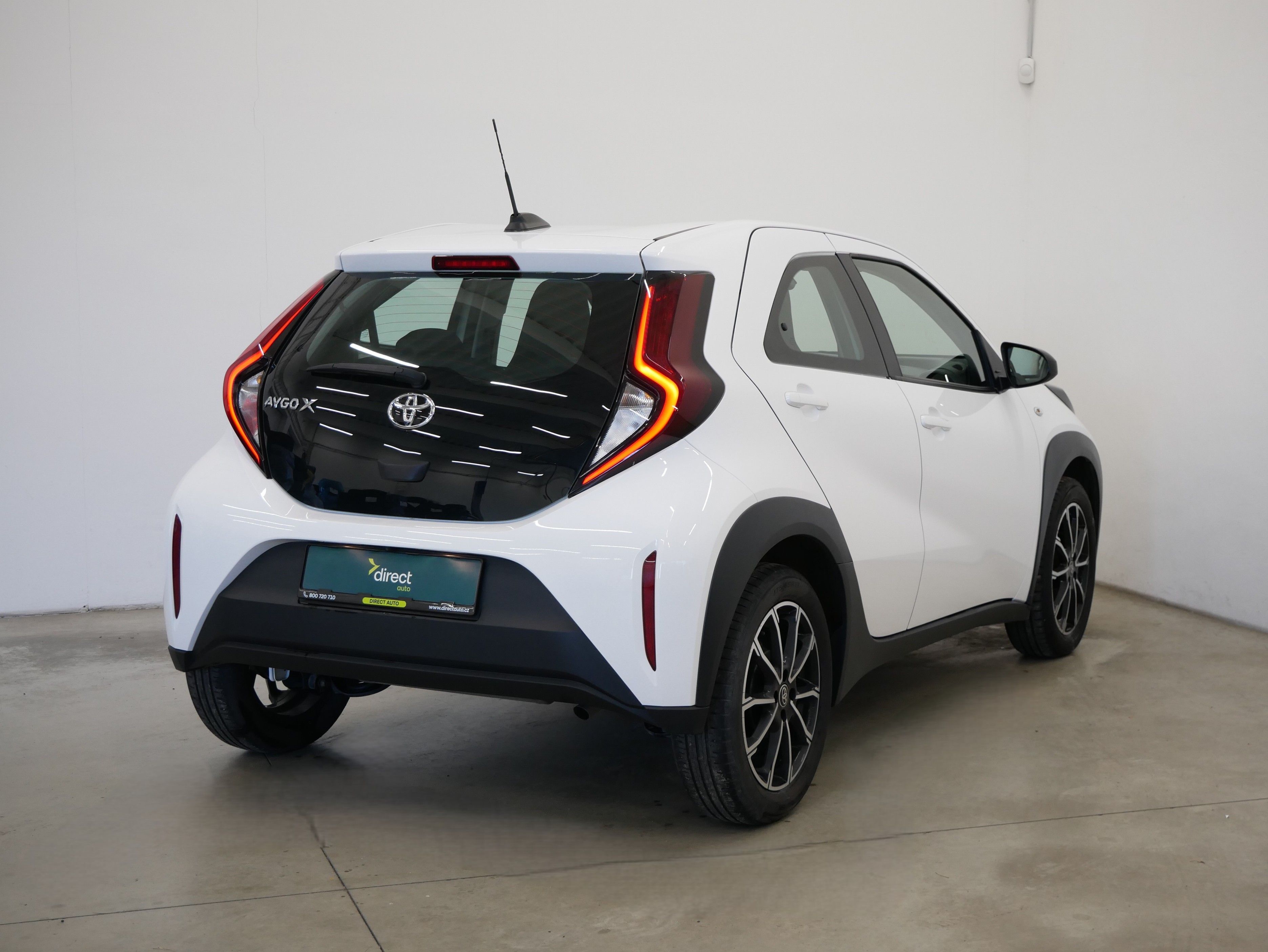 Toyota Aygo, X 1.0 VVTi 53kW Comfort - fotka 2