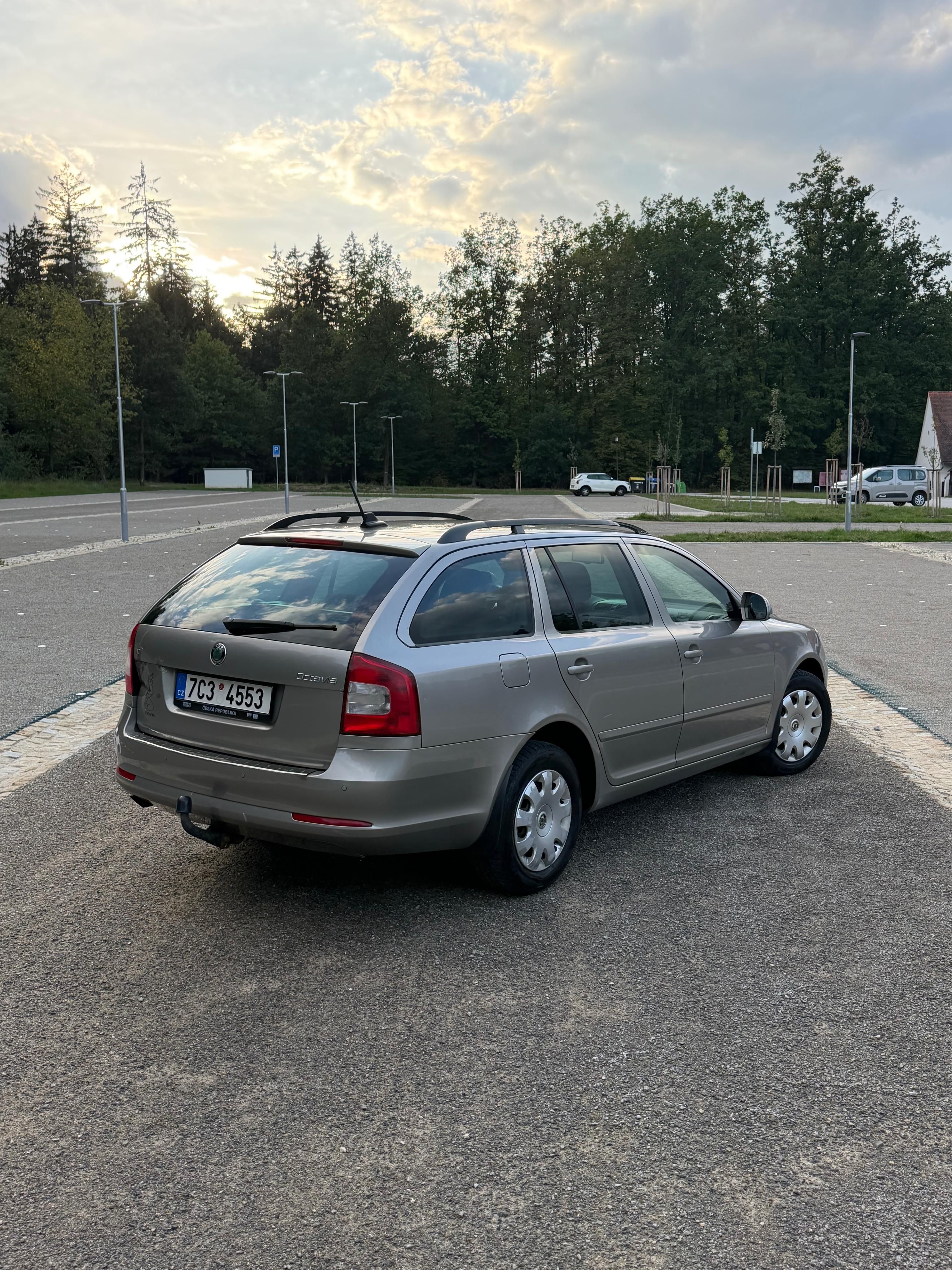 Škoda Octavia, 2.0 TDI - fotka 5