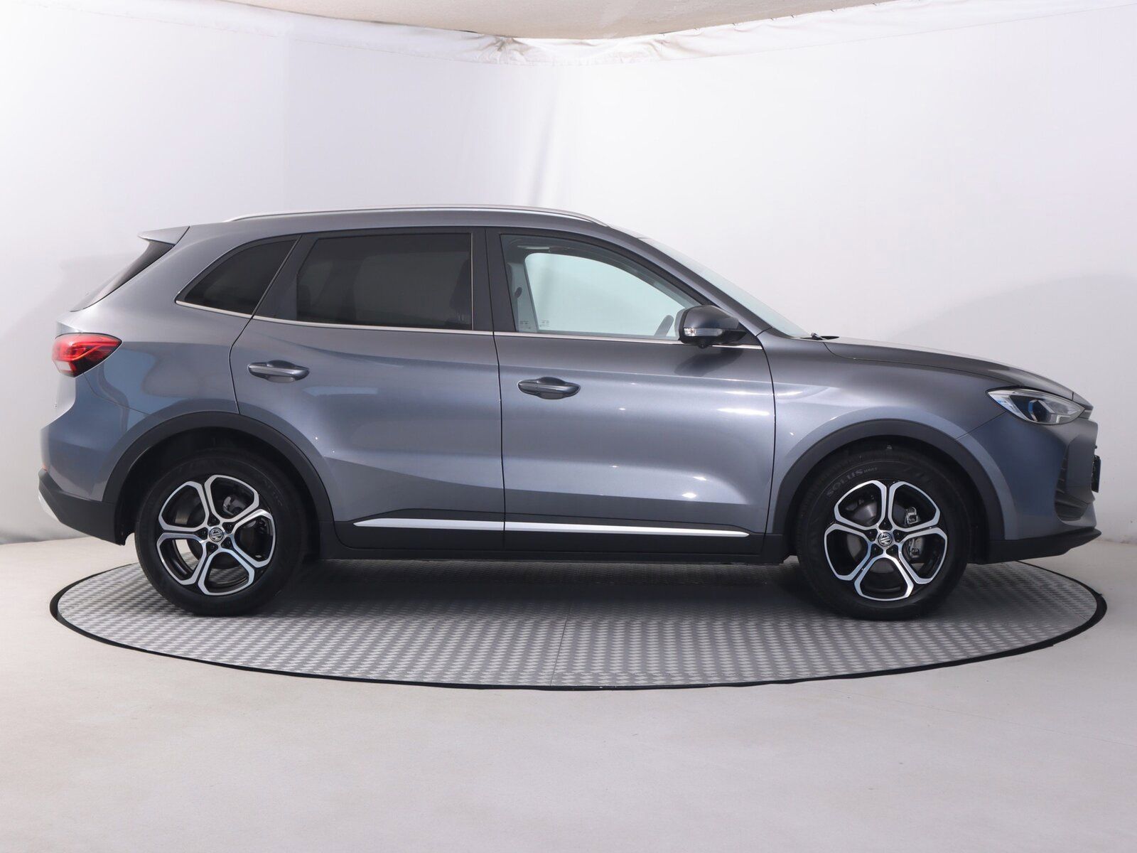 MG ZS, 1.5 i, Emotion, Serv.kniha - fotka 6