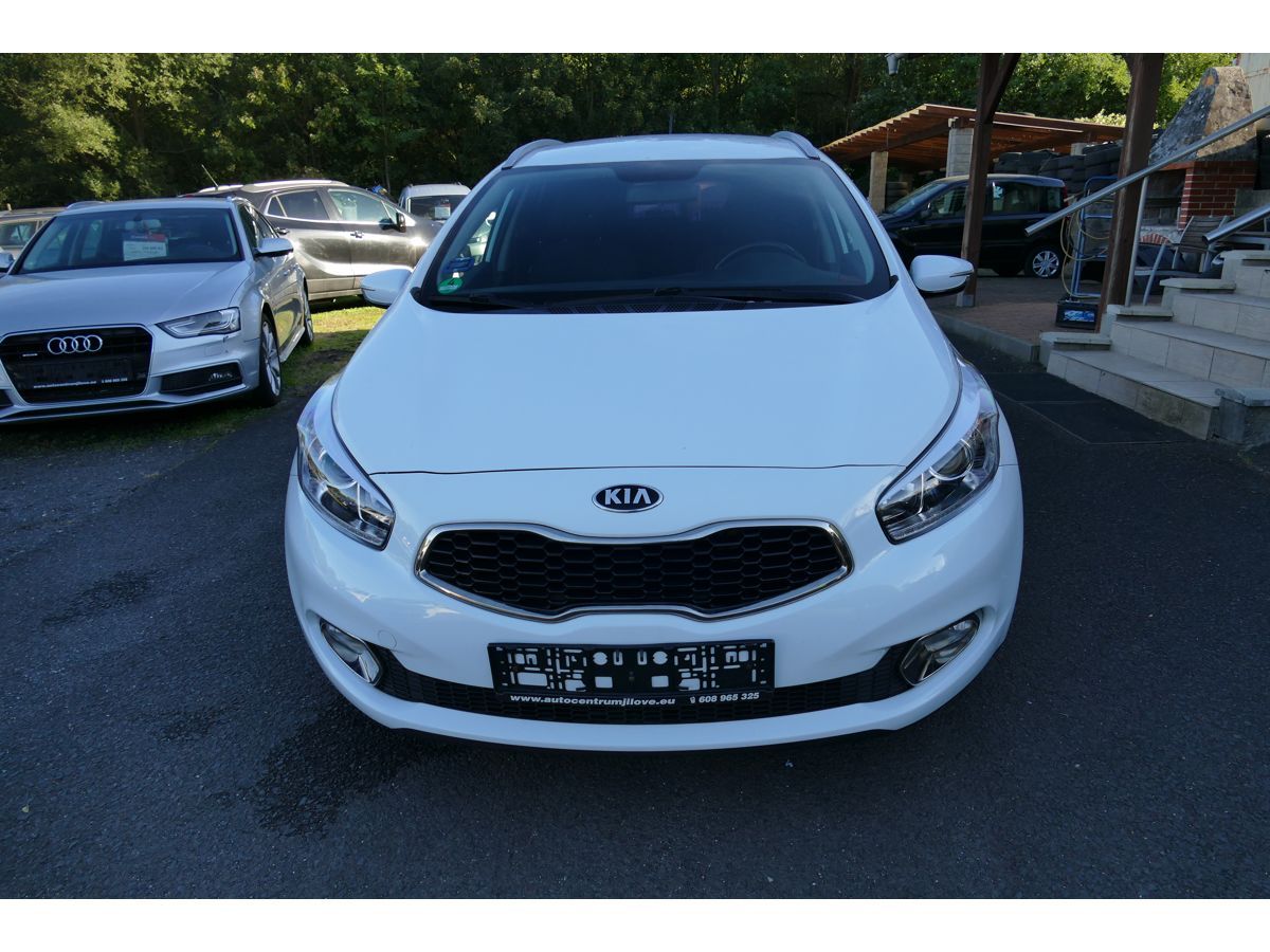 Kia Cee´d, 1,6CRDI 94KW DIGI-KLIMA - fotka 2