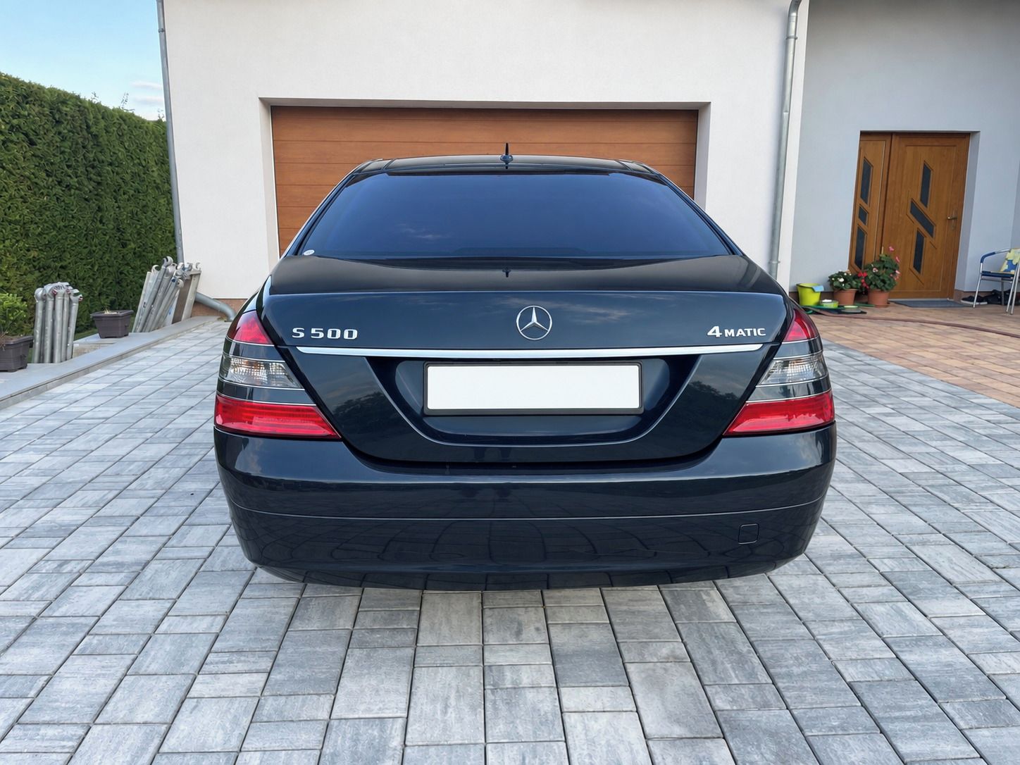 Mercedes-Benz Třídy S, 500 4MATIC Long 5.5 V8, 285 kW - fotka 6