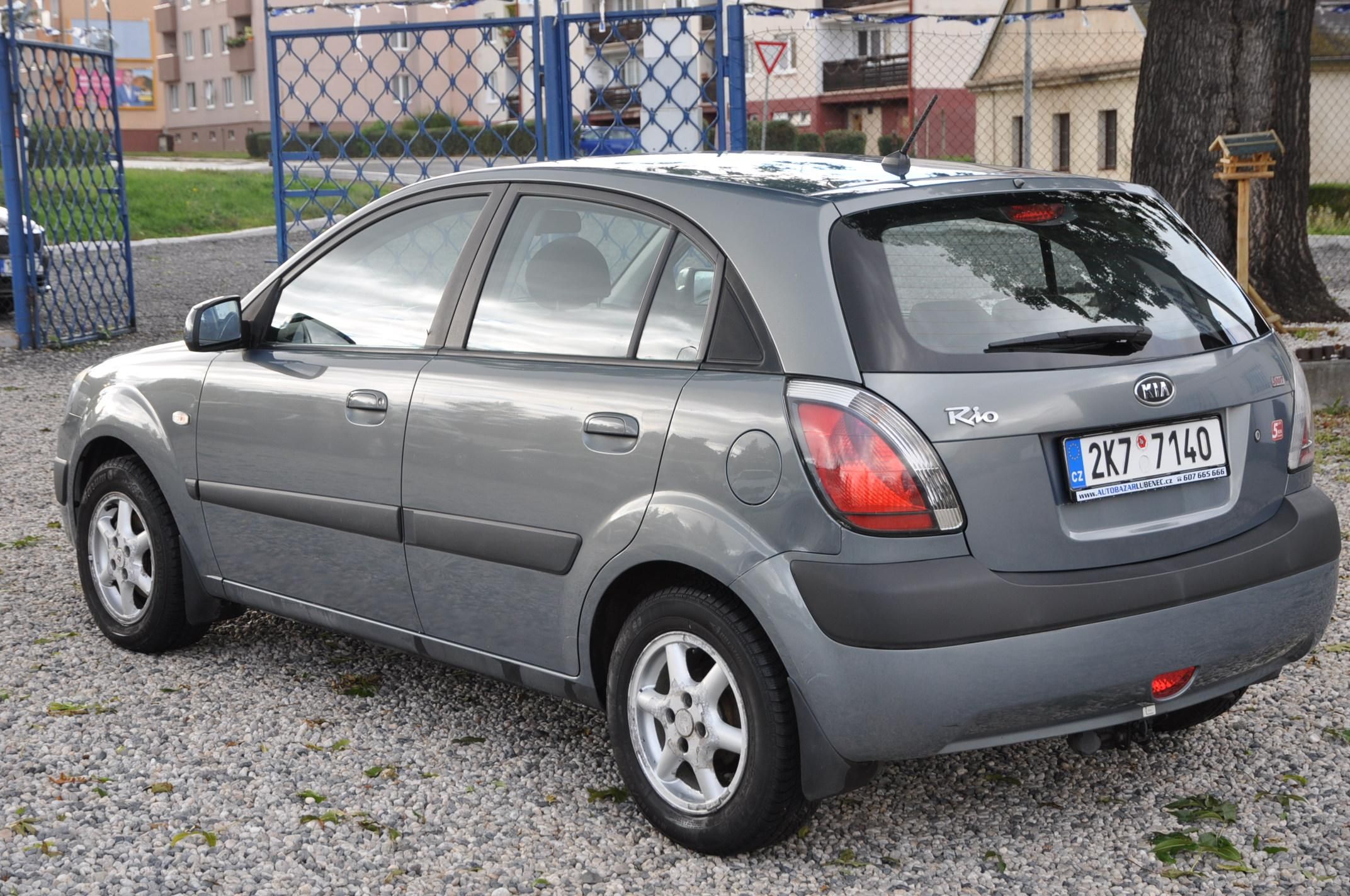 Kia Rio, 1.4i 71kW 5dv. - fotka 4