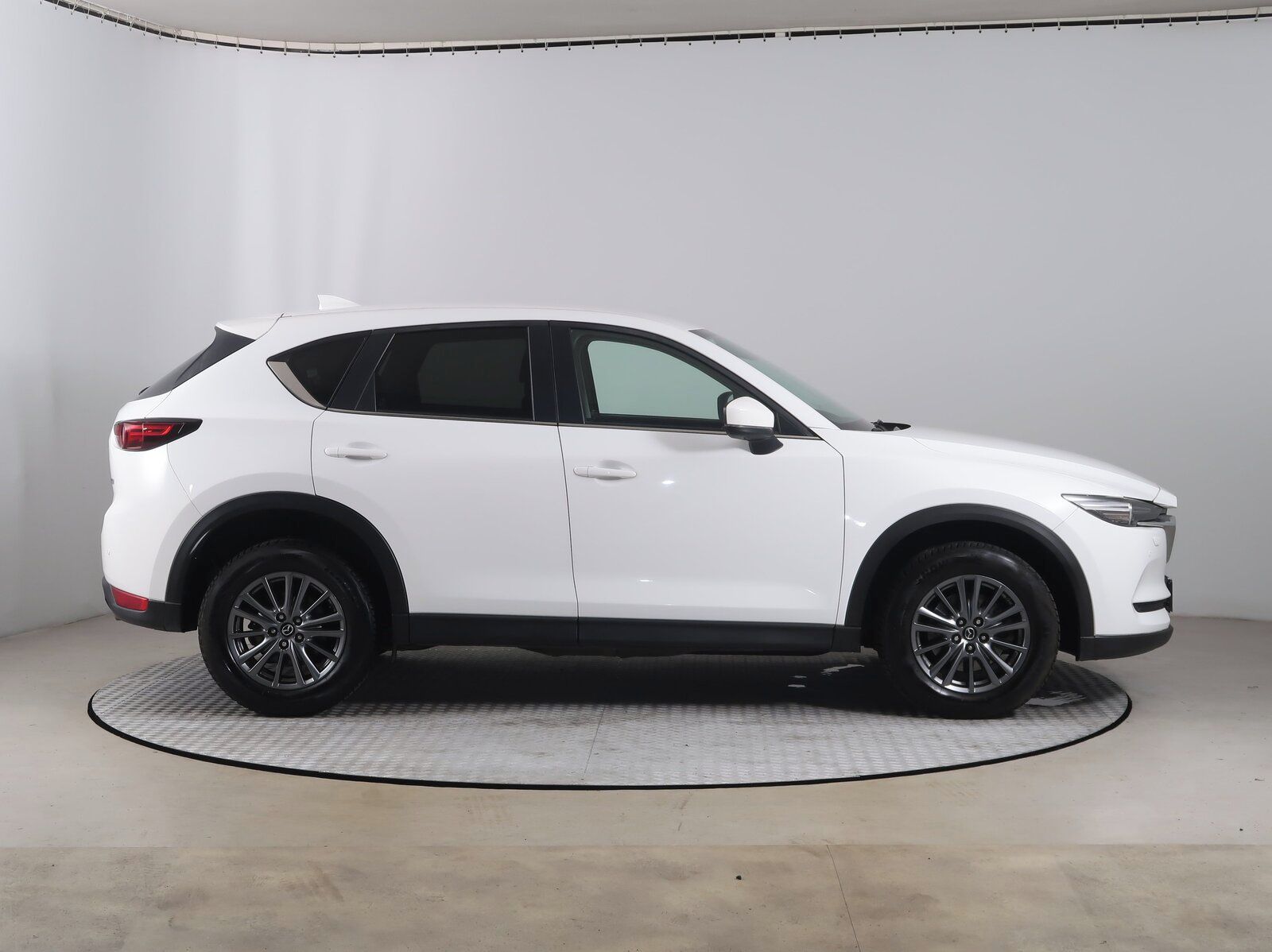 Mazda CX-5, 2.2 Skyactiv-D, Automat - fotka 6