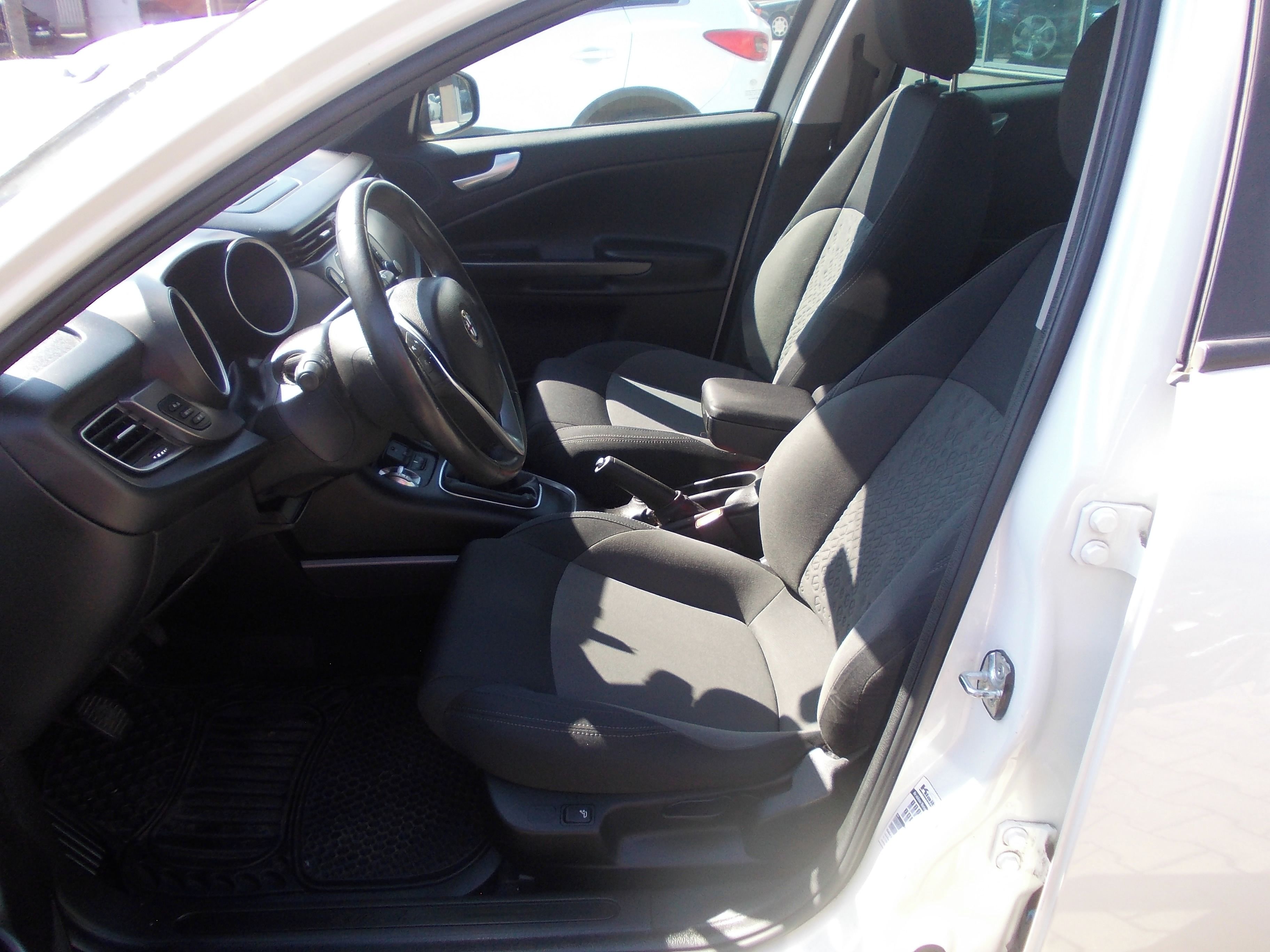 Alfa Romeo Giulietta, 1.4 - fotka 6