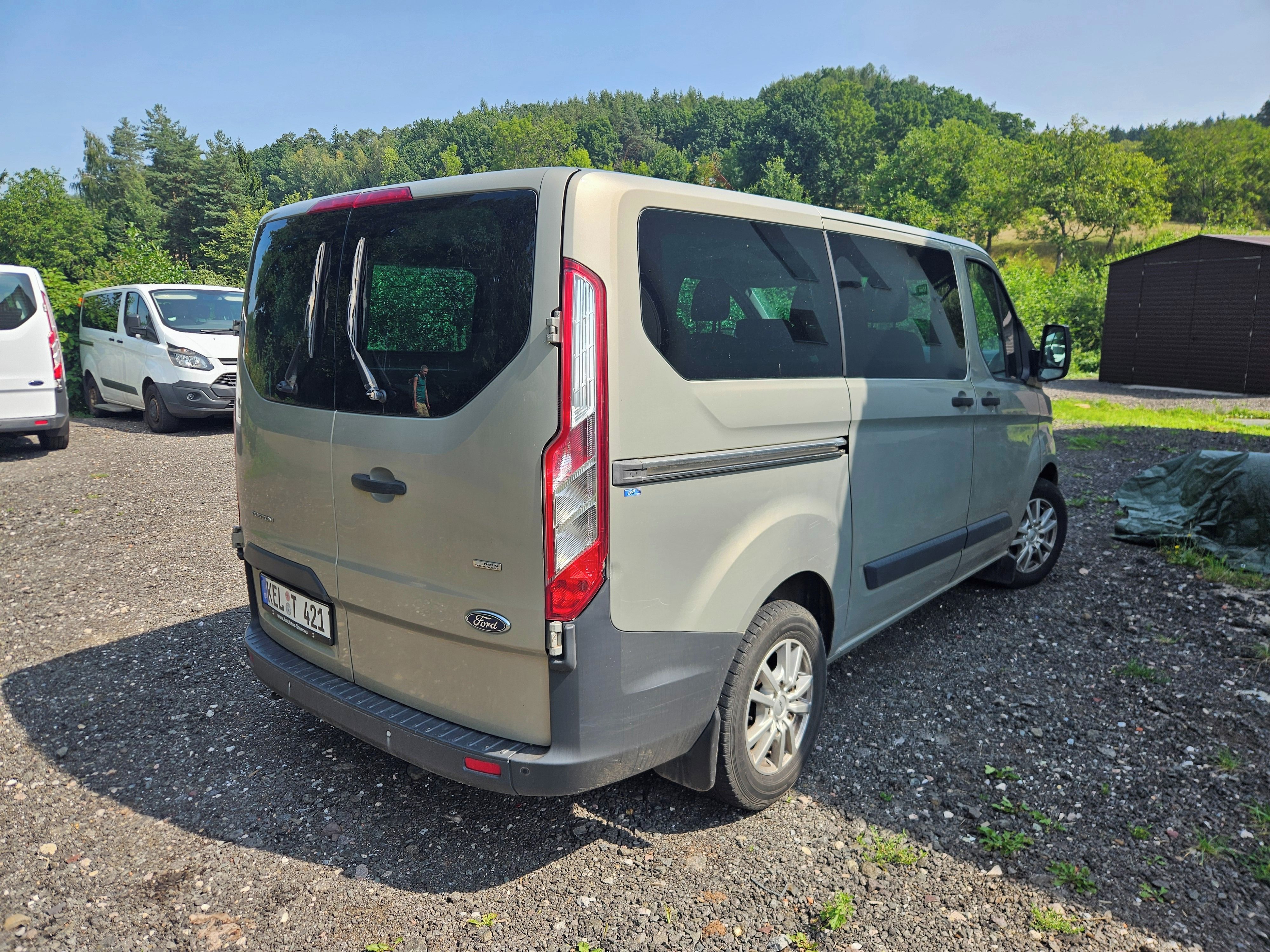 Ford Transit Custom, 2,2 TDCi mikrobus 9-místný - fotka 4