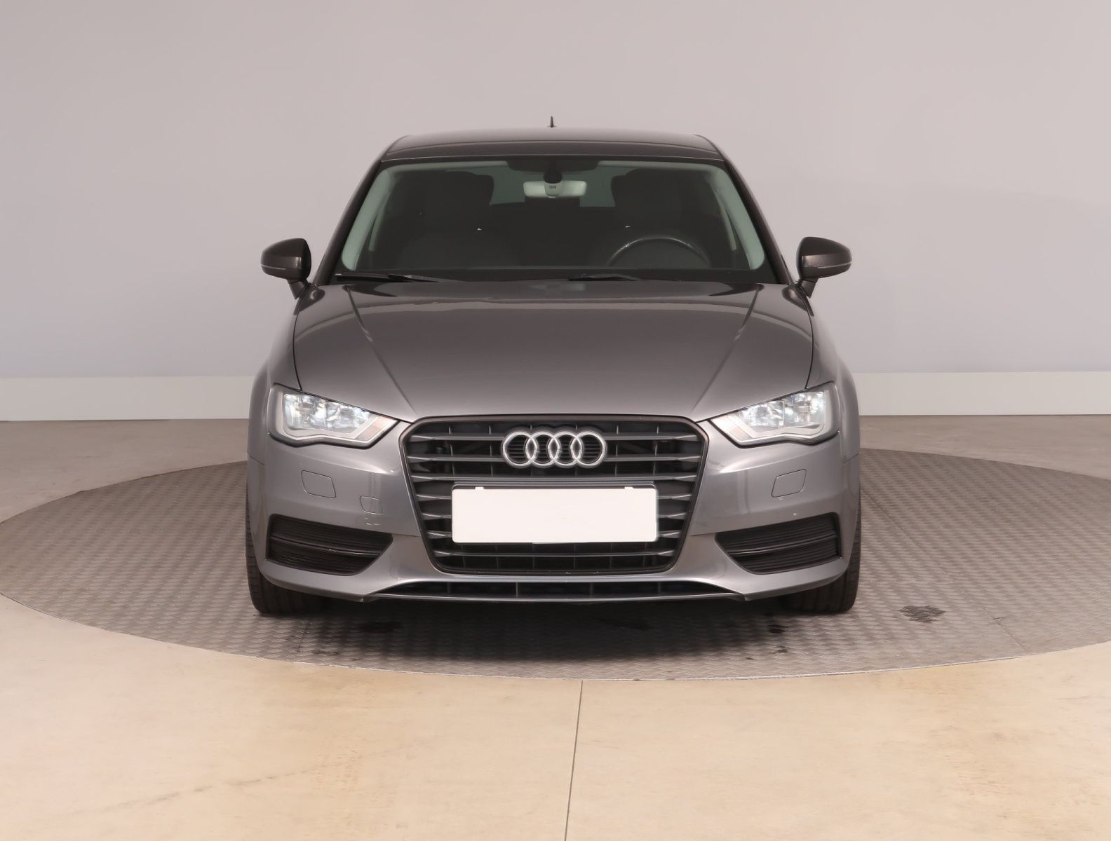Audi A3, 1.6 TDI, Automat, Navi - fotka 2