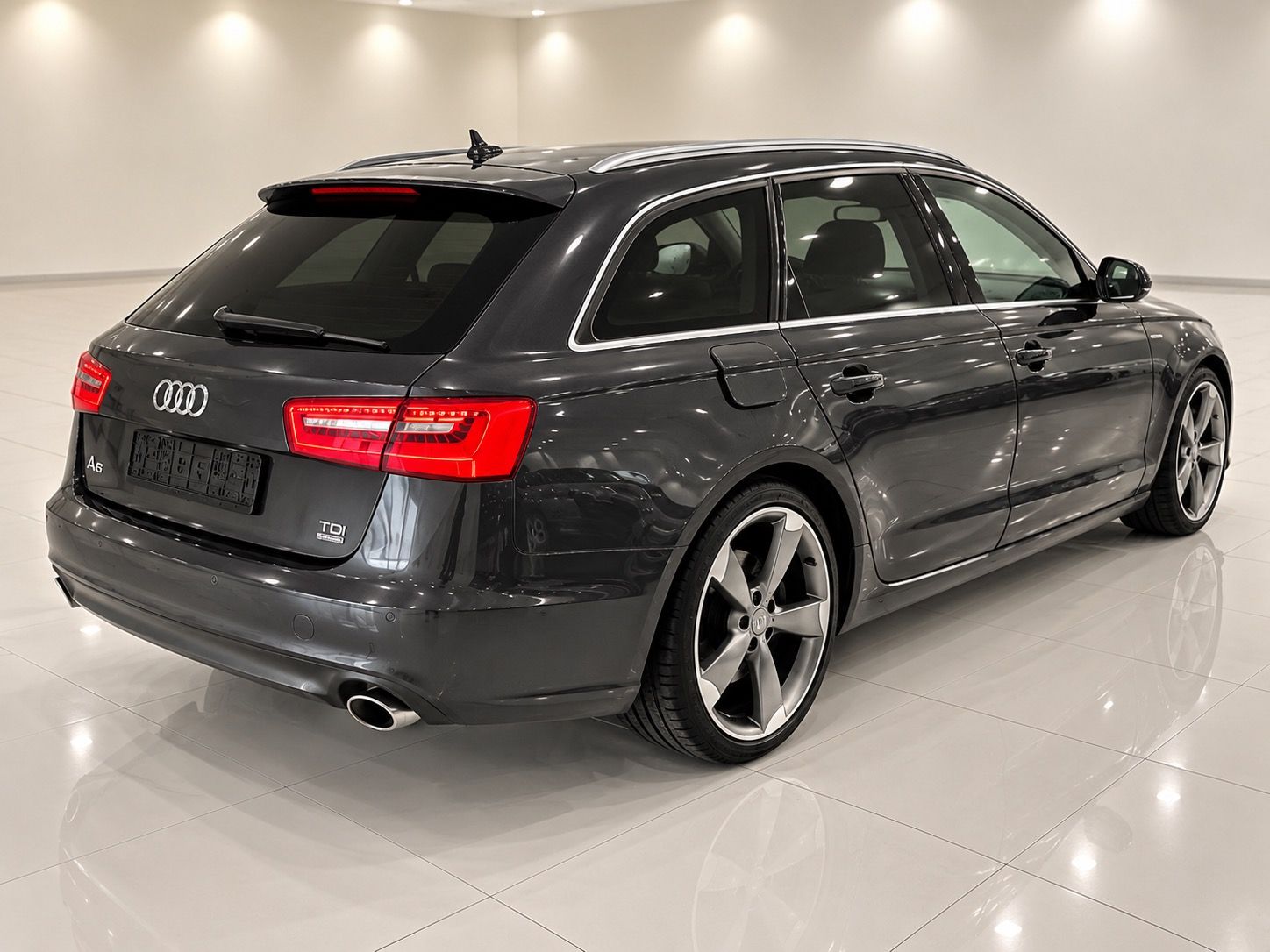 Audi A6, 3.0 TDI 180 kW SERVIS | TAŽNÉ - fotka 6
