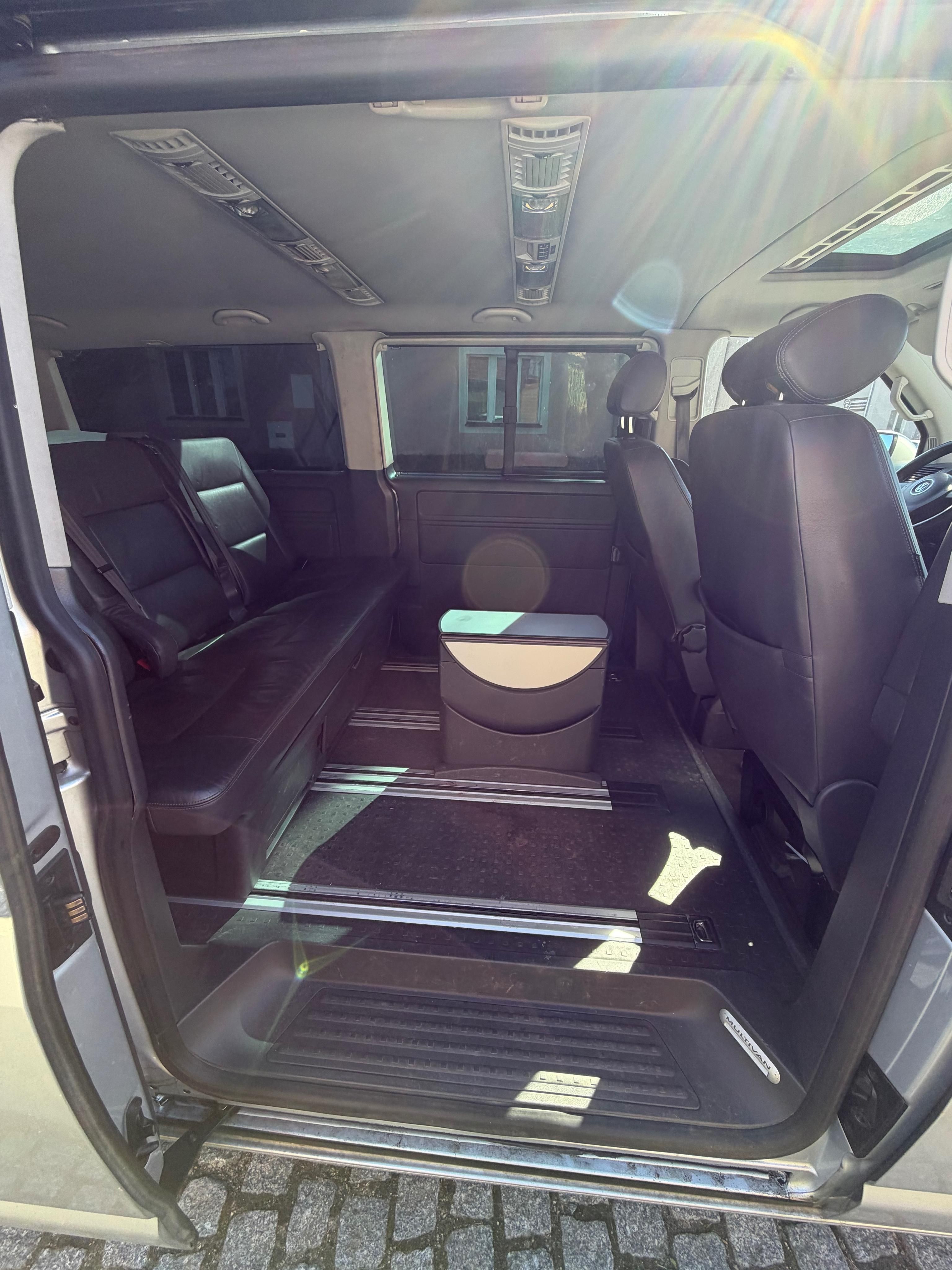 Volkswagen Multivan, Vw Multivan T5 Long 103kw DSG - fotka 6