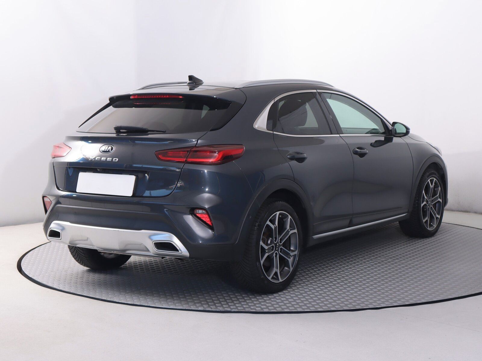 Kia XCee´d, Plug-in-Hybrid, Automat - fotka 5