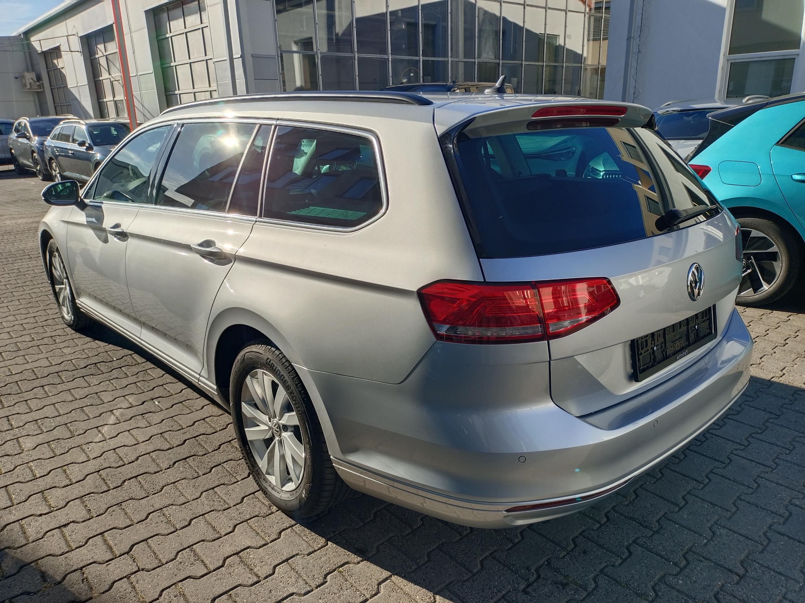 Volkswagen Passat Variant, 2.0 TDI 110kW DSG ACC LED NAVI - fotka 4