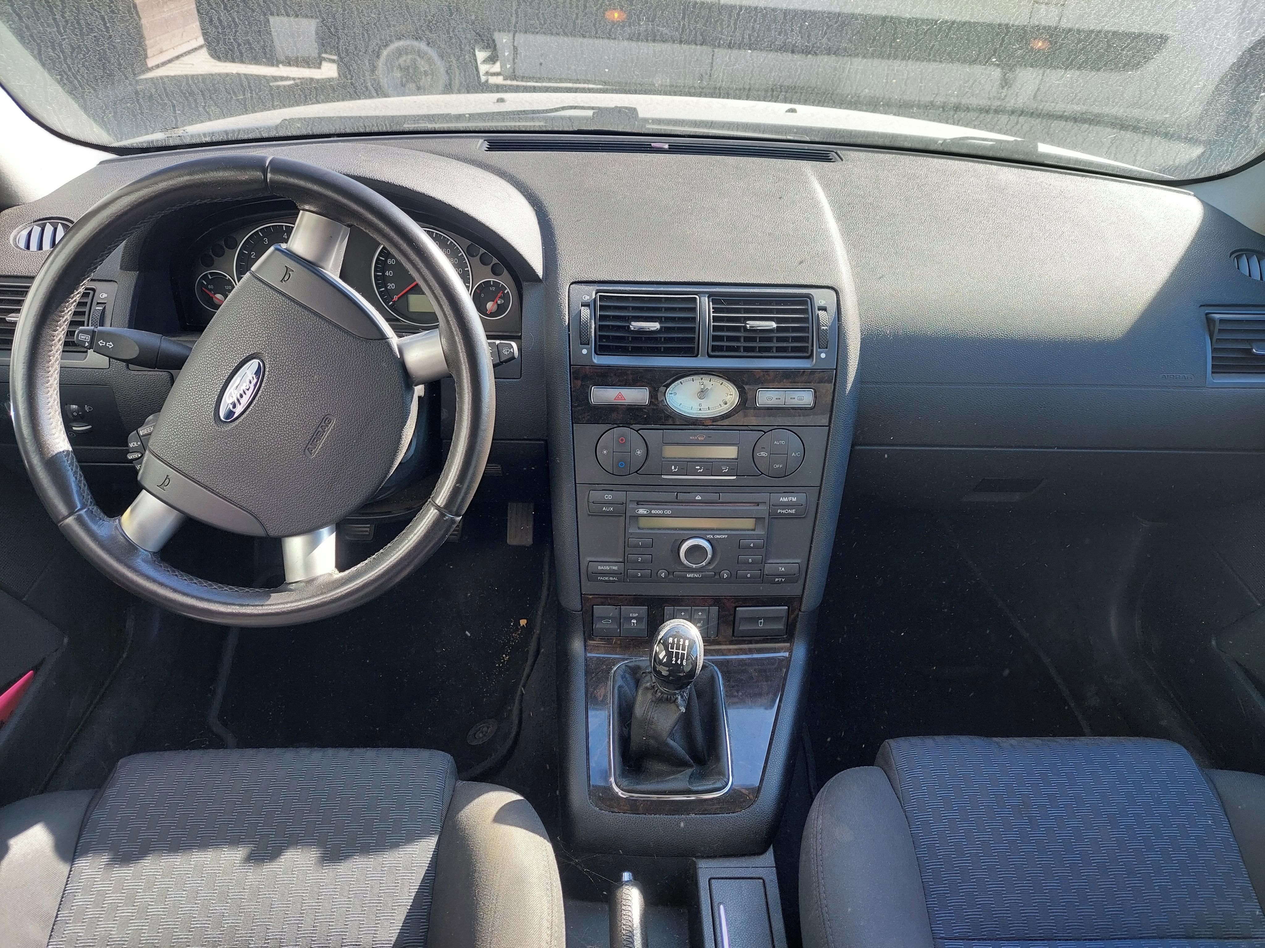 Ford Mondeo, Ford Mondeo 1.8 SCi - fotka 4