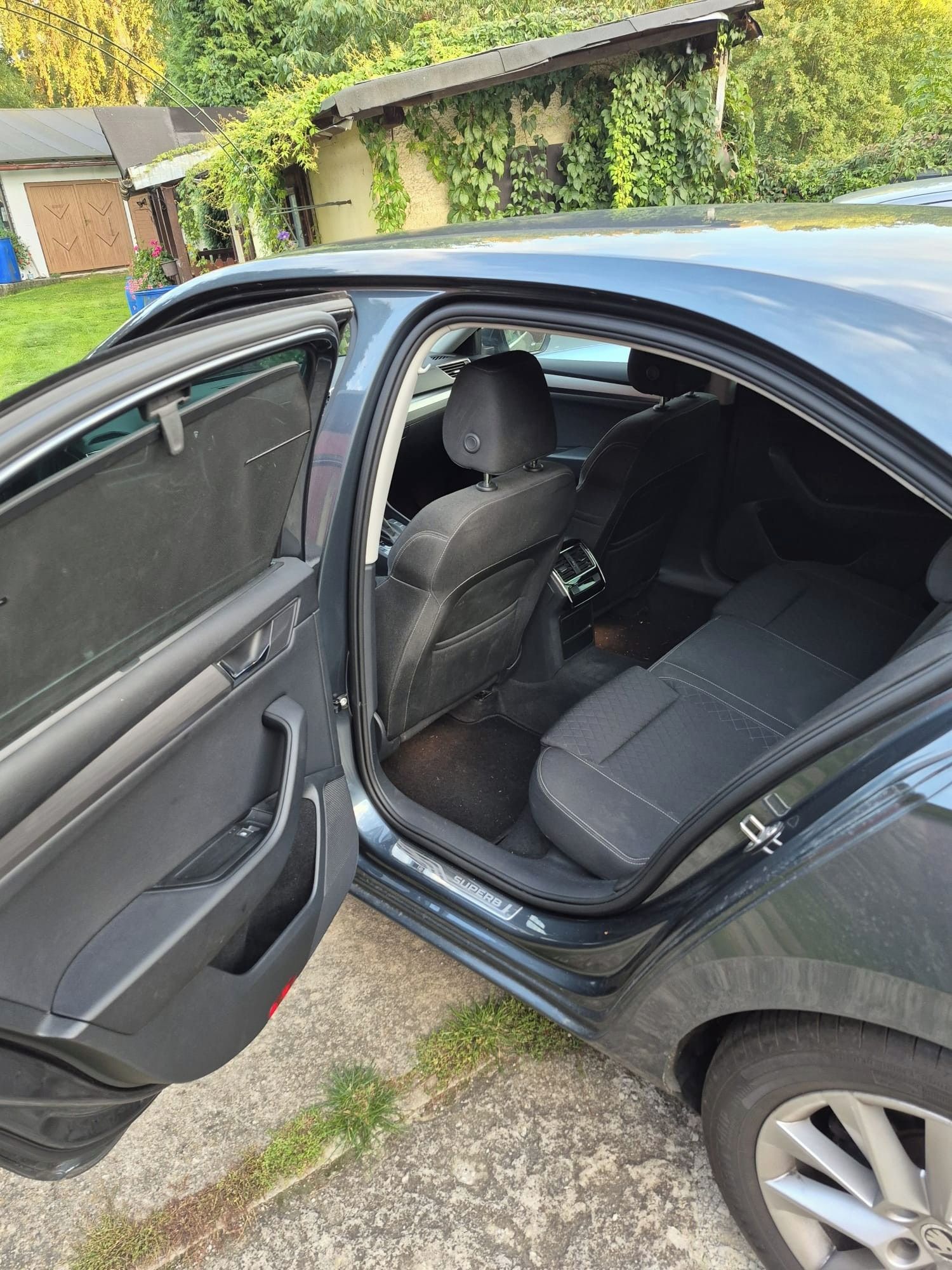 Škoda Superb, Superb 2.0 TDI,DSG 110 kW - fotka 6