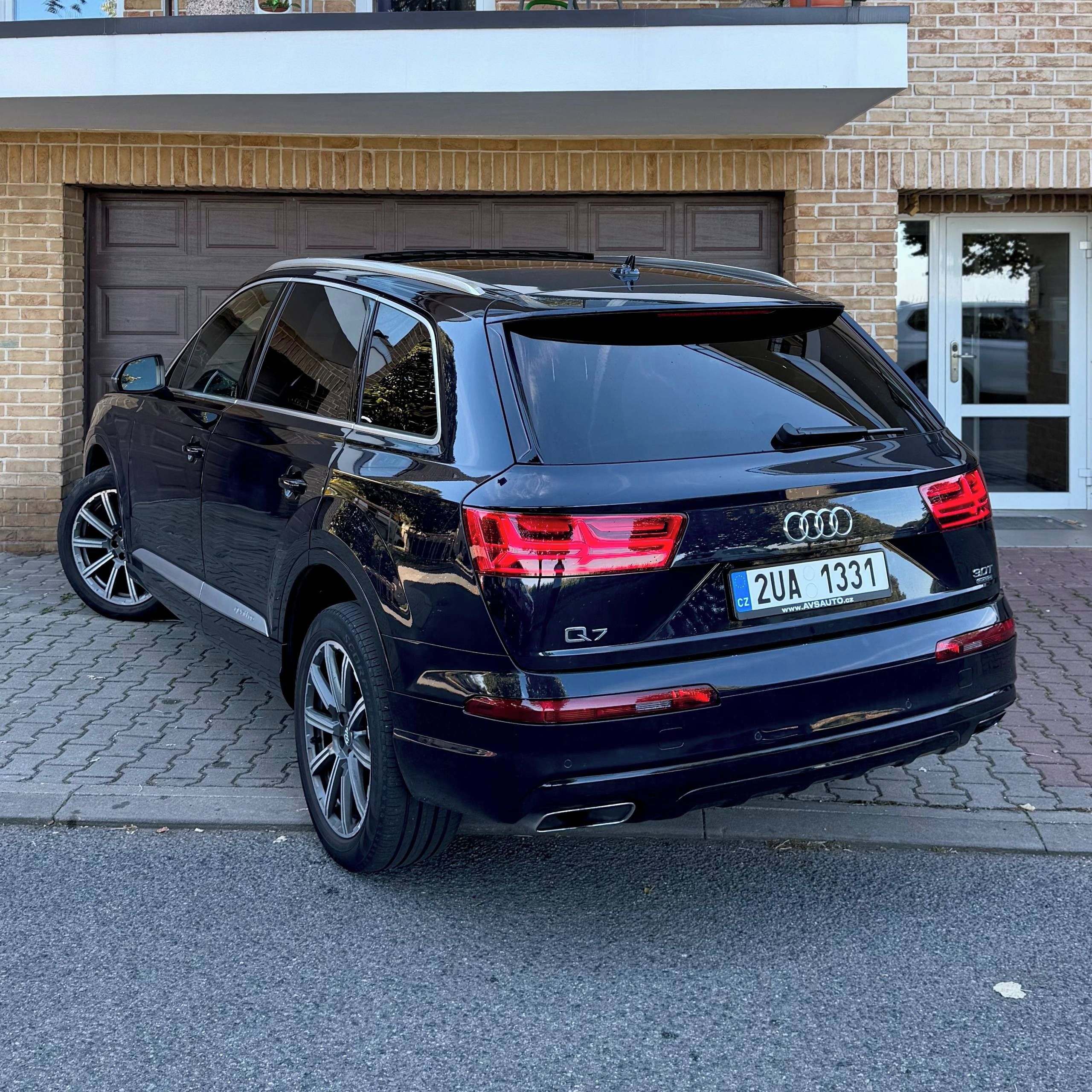 Audi Q7, 3.0 TFSI V6 QUATTRO PREMIUM+ - fotka 5