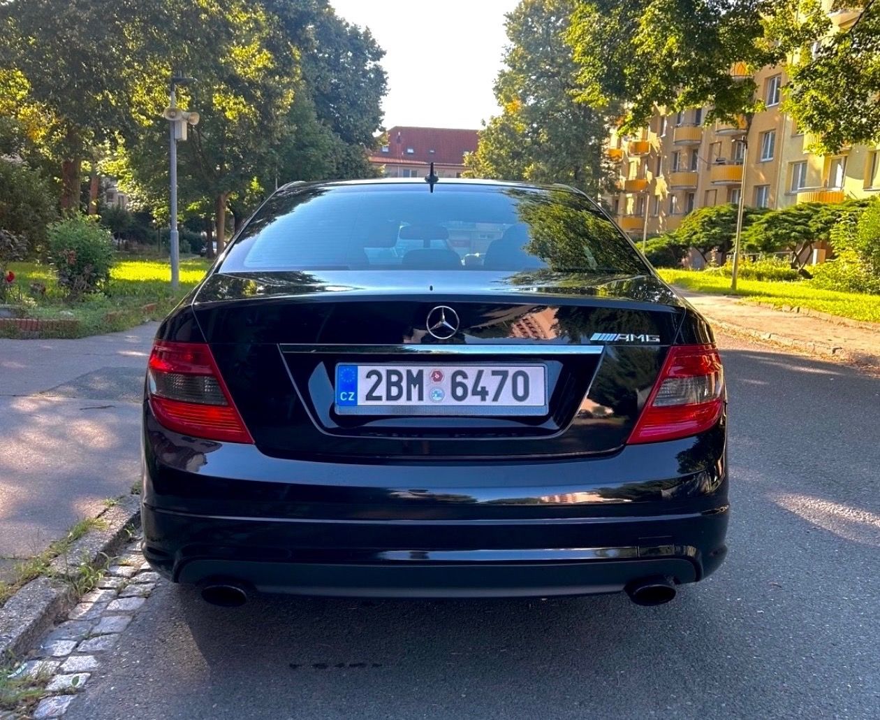 Mercedes-Benz Třídy C, 320cdi, AMG PAKET, TOP STAV ! - fotka 3
