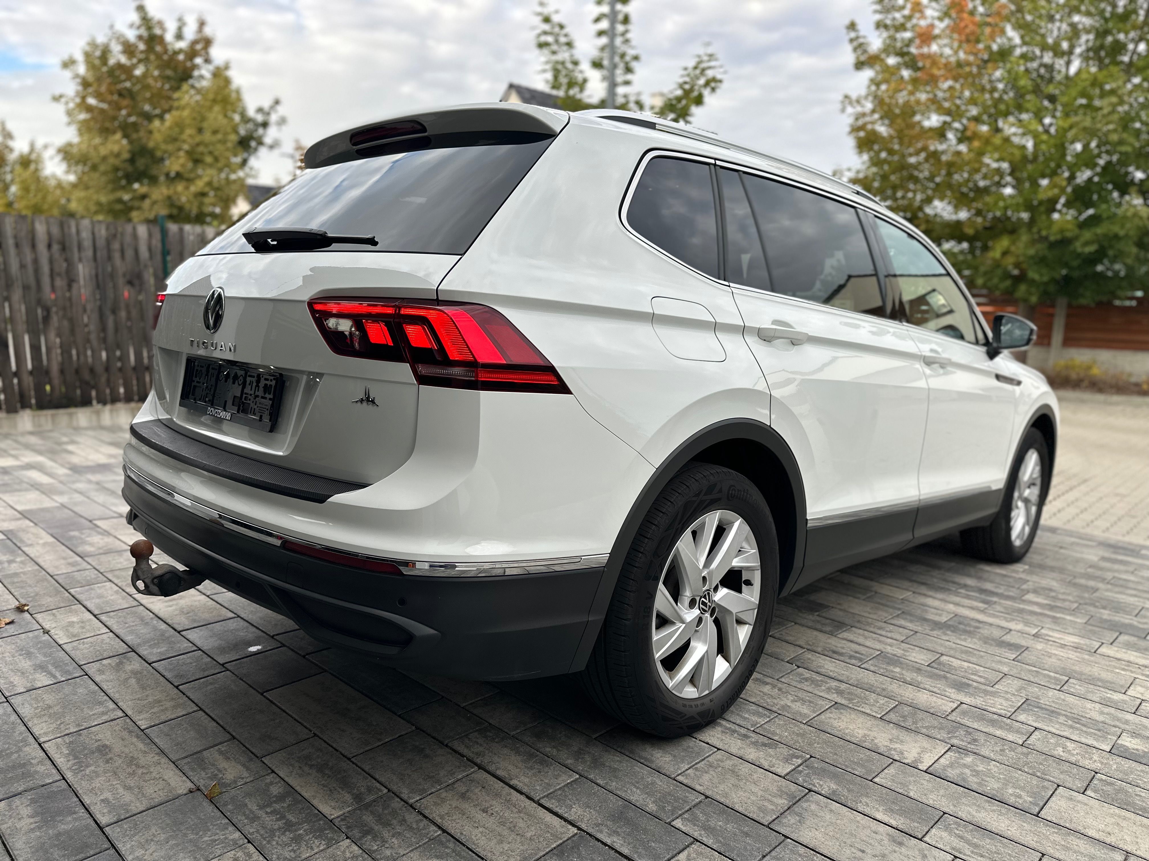 Volkswagen Tiguan Allspace, MATRIX WEBASTO HARMAN/KARDON - fotka 3