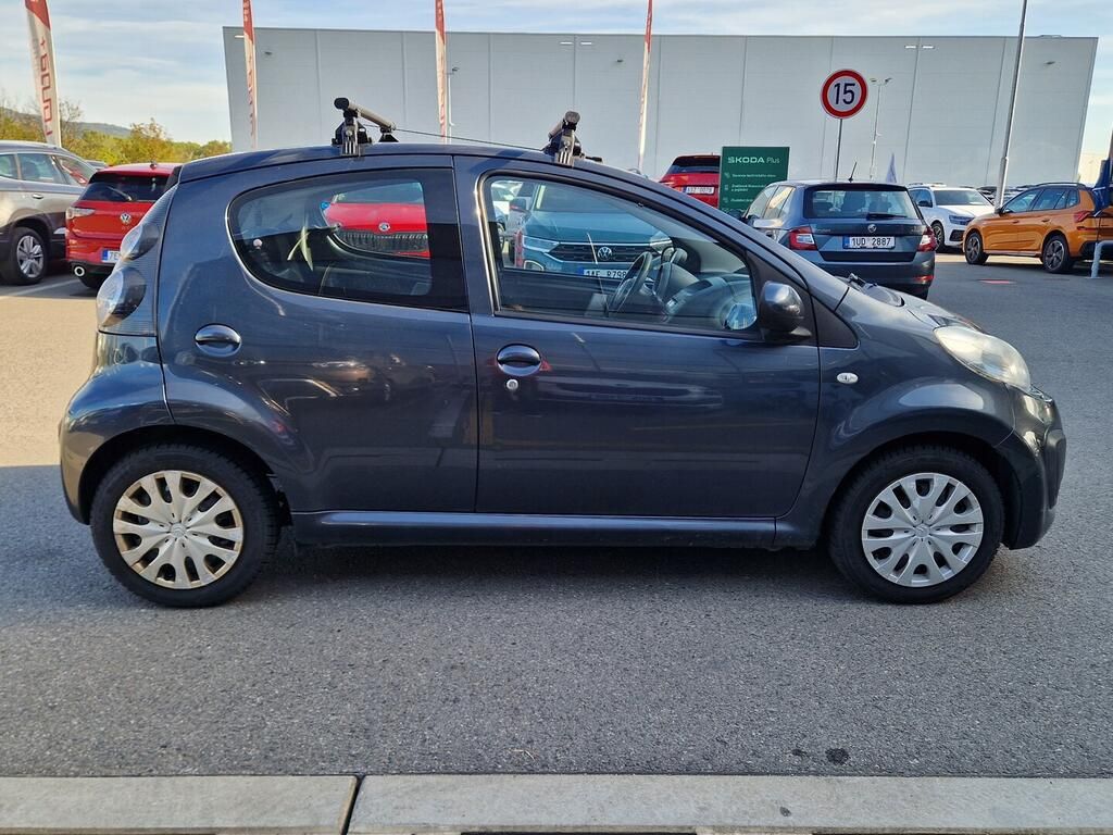 Citroën C1, Tendance 1.0 1.0 50 kW - fotka 3