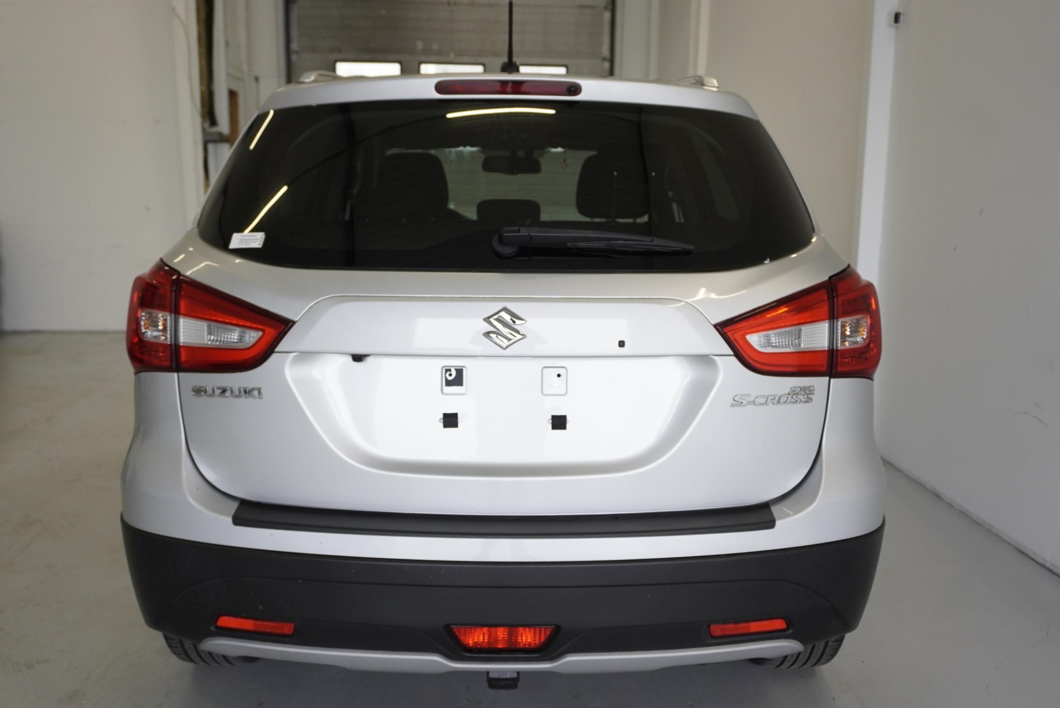 Suzuki SX4 S-Cross, S-CROSS  1,0 BOOSTERJET - fotka 6