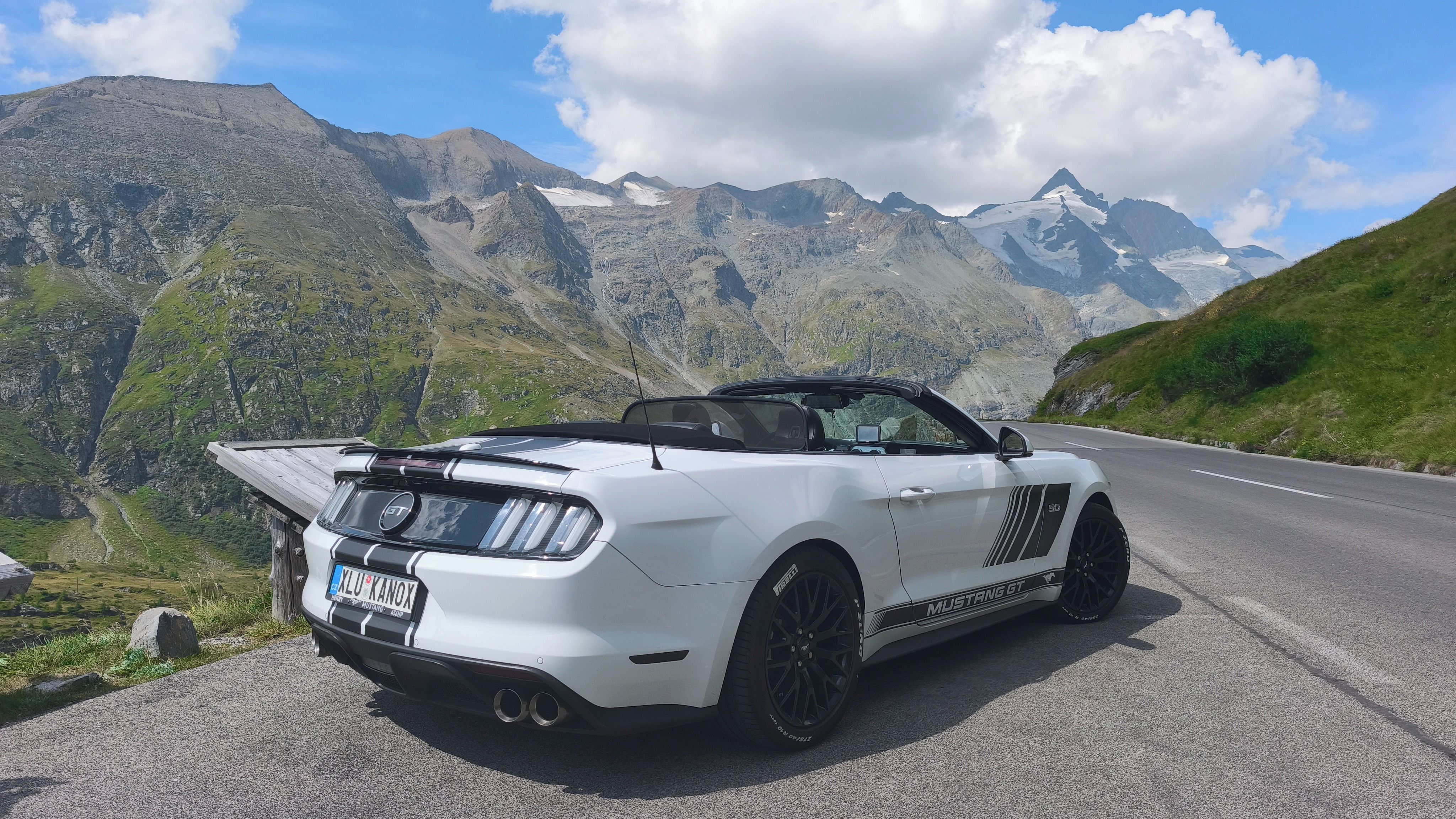 Ford Mustang - fotka 5