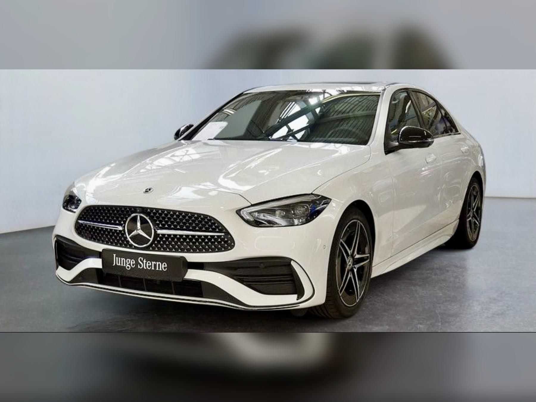 Mercedes-Benz Třídy C, 300 4Matic AMG PANO 360 DISTRO - fotka 2