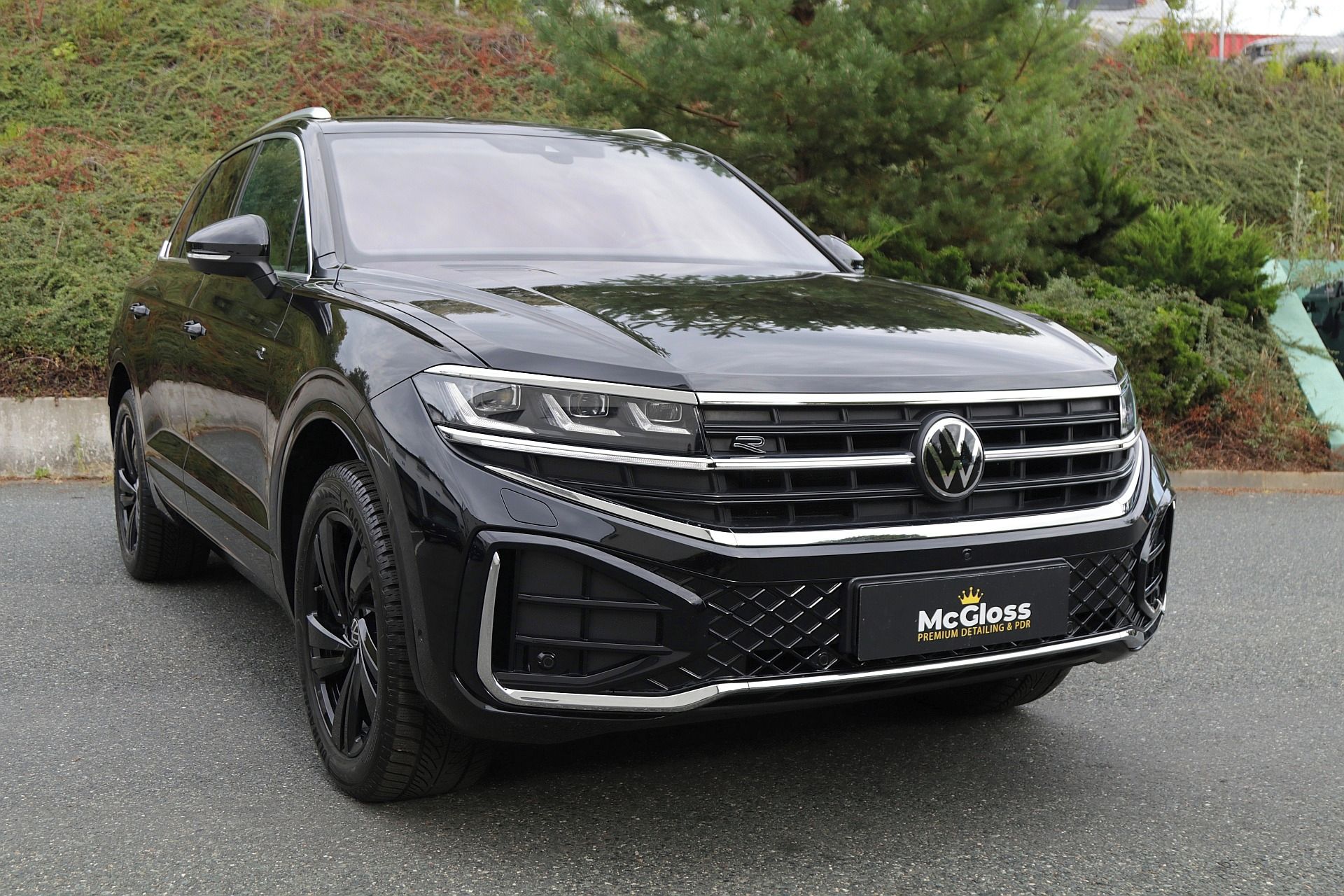 Volkswagen Touareg, R-Line/Masáž/Webasto/TovZár. - fotka 5