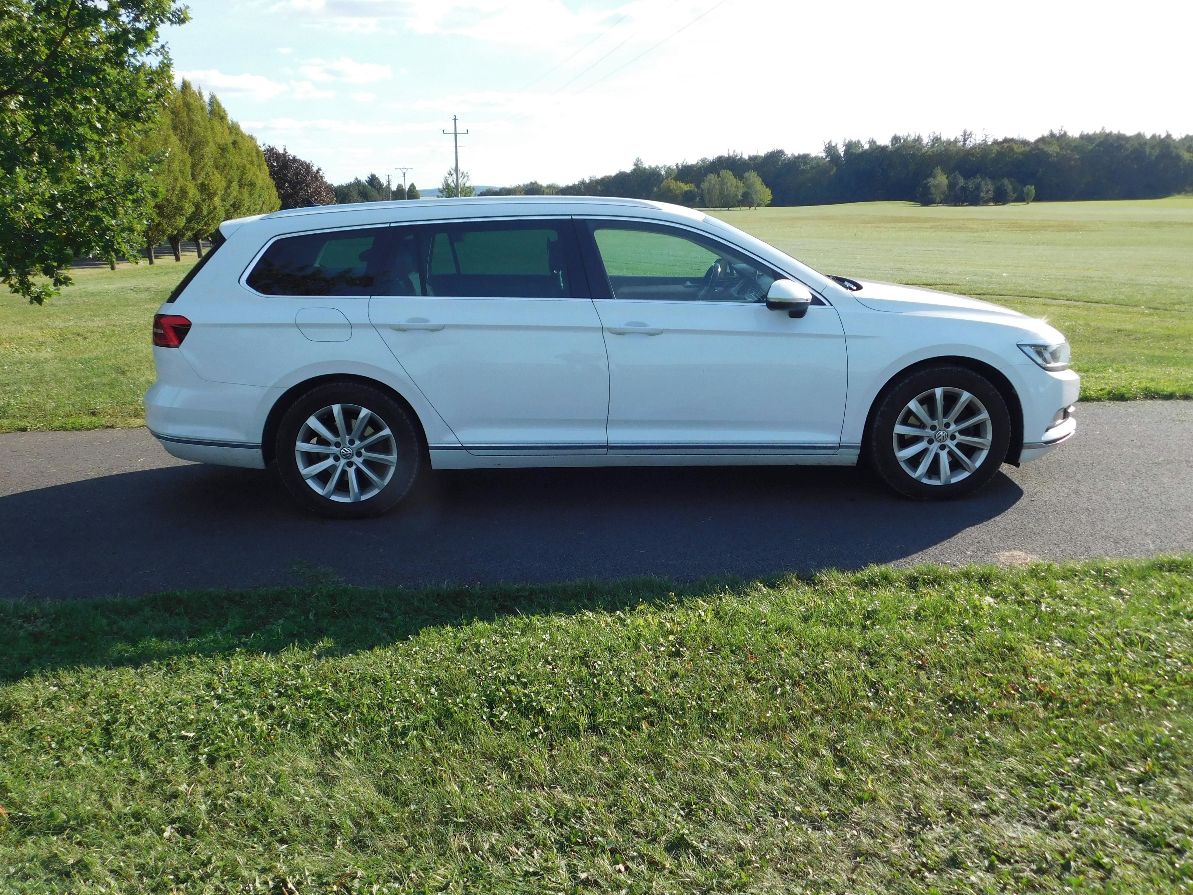 Volkswagen Passat, 2.0 TDi výborný stav - fotka 5