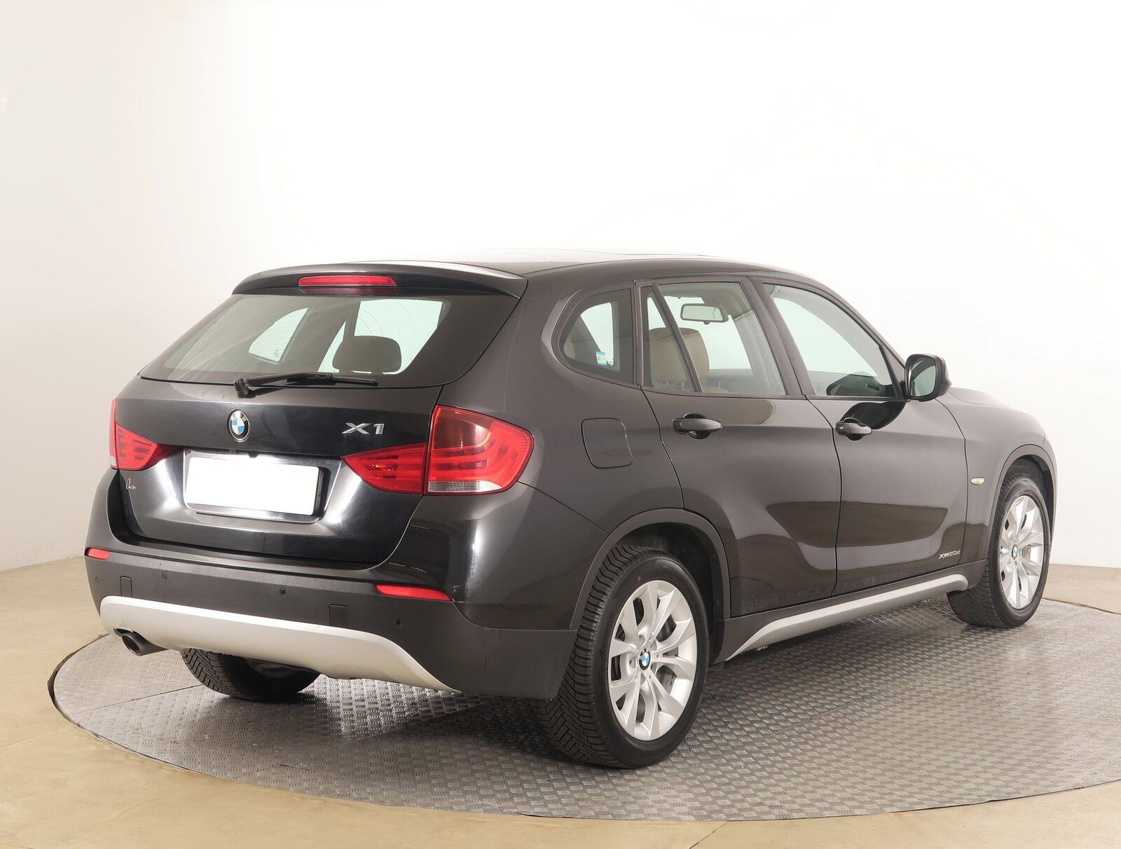 BMW X1, xDrive20d, 4X4 - fotka 5