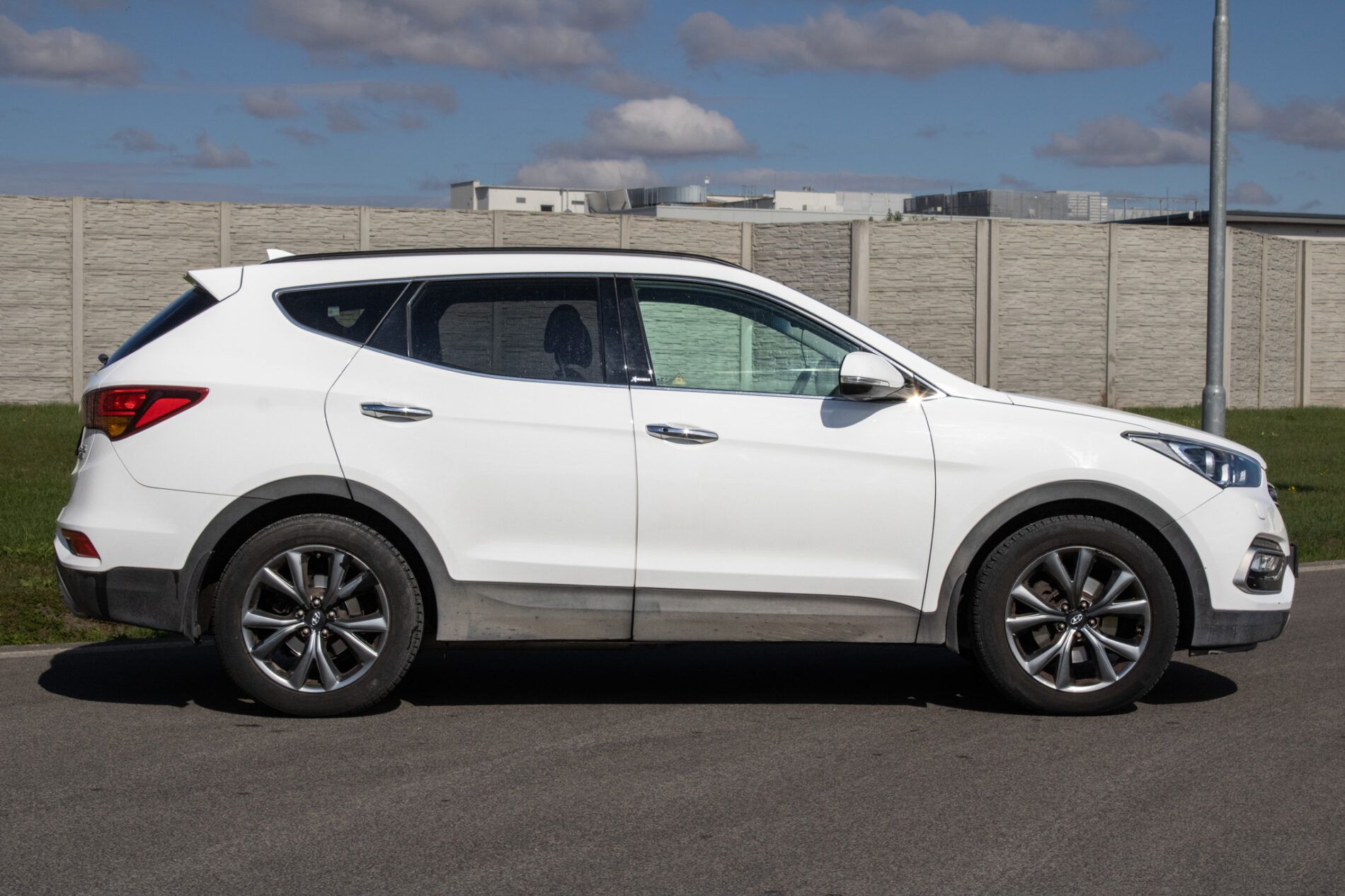 Hyundai Grand Santa Fe - fotka 4