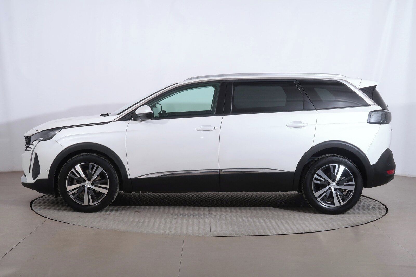 Peugeot 5008, PureTech 130, Automat, 7 míst - fotka 3
