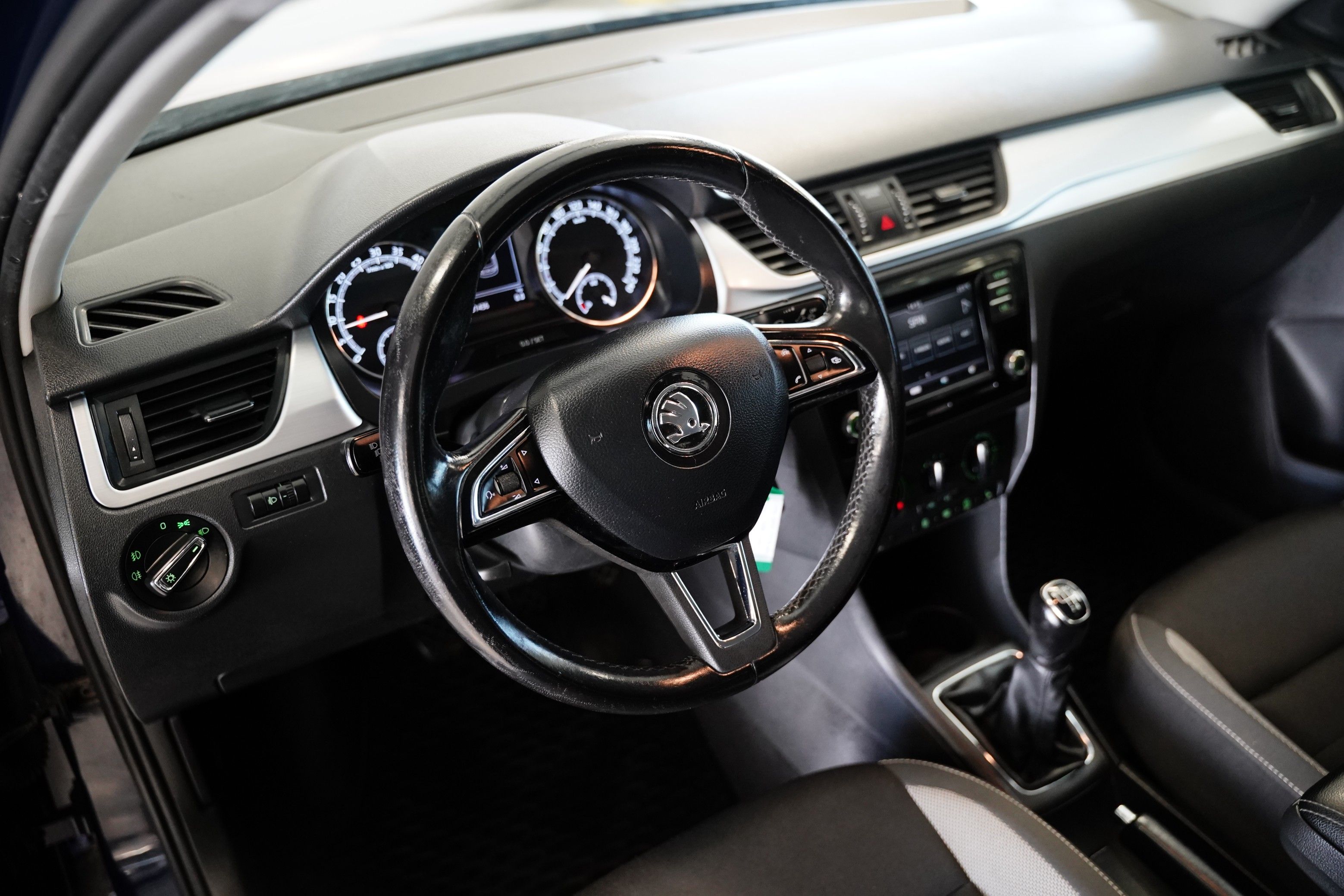 Škoda Rapid, 1.4 TDI 66kW Ambition - fotka 5