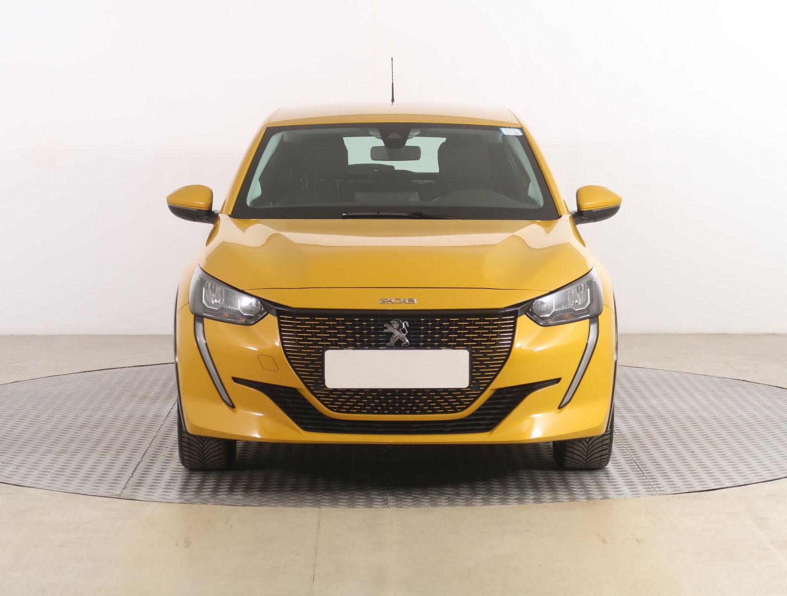 Peugeot 208, 50 kWh, SoH 90%, Automat - fotka 2