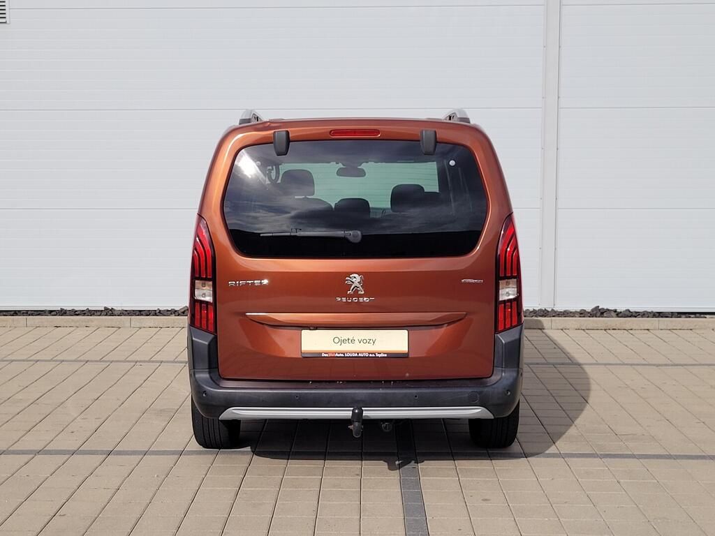 Peugeot Rifter, GT-line 1.5 BlueHDi 96 kW - fotka 6