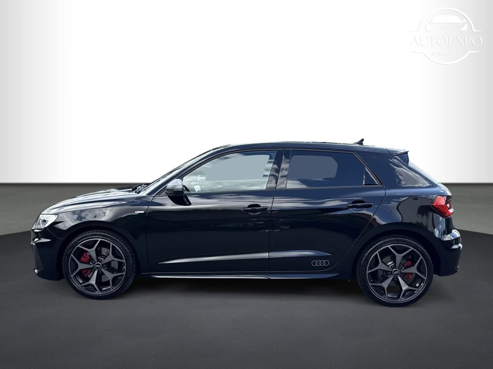 Audi A1, Sportback S line 40 2.0 TFSI - fotka 3