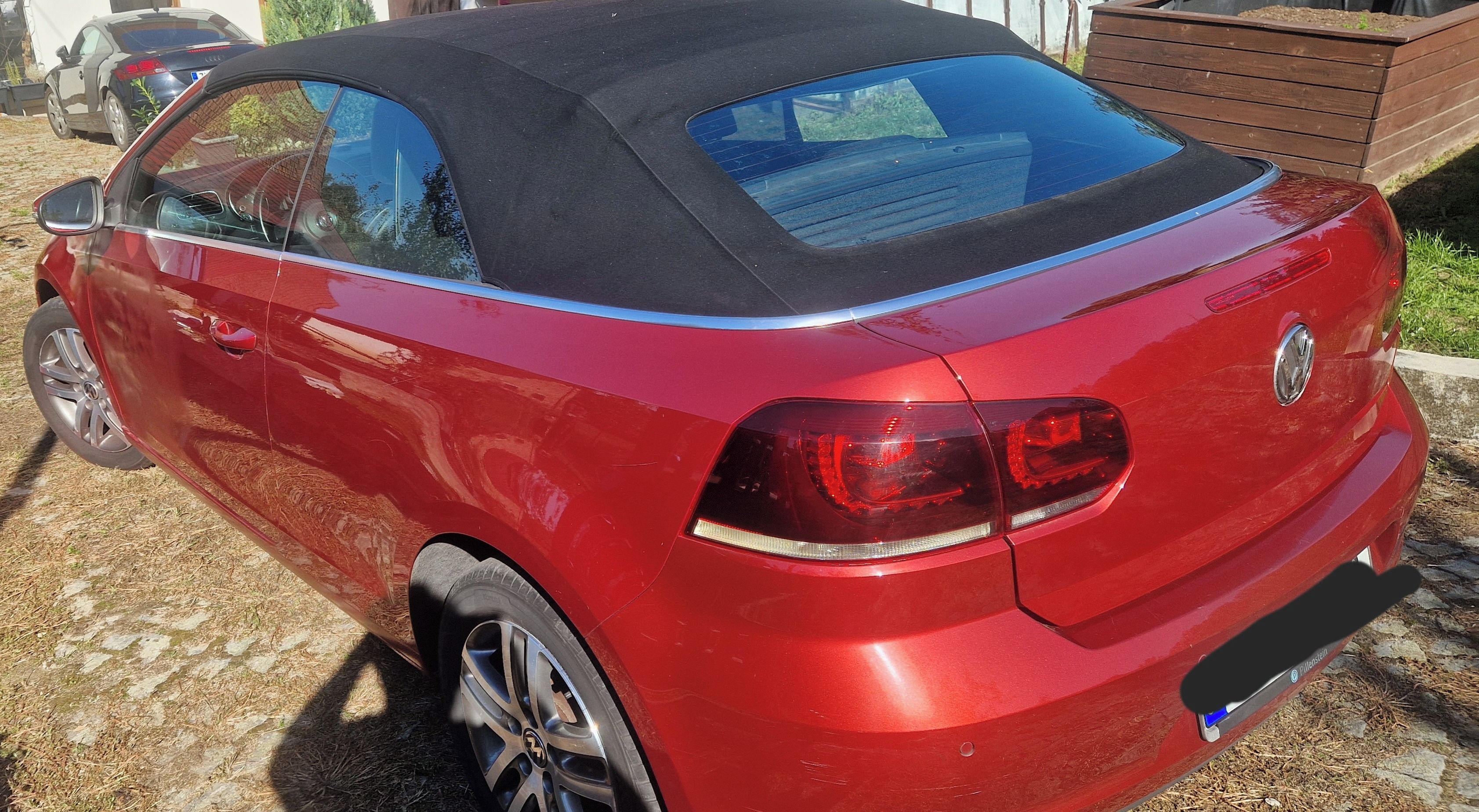 Volkswagen Golf, Topcena Golf cabrio kosmetika - fotka 2