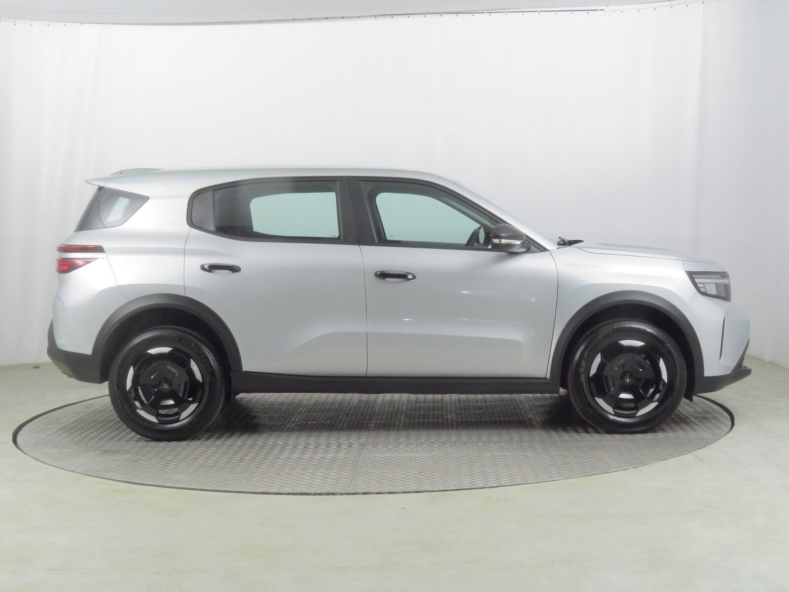 Opel Frontera, 1.2 hybrid, Automat - fotka 6