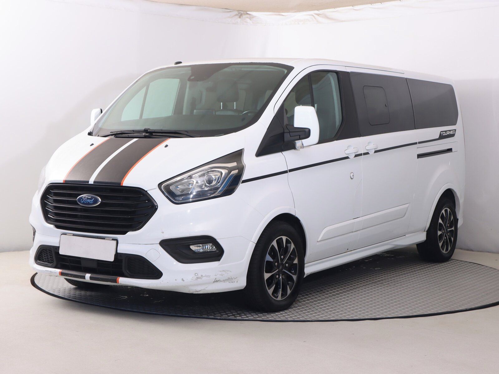 Ford Tourneo Custom, 2.0 EcoBlue, Sport, DPH - fotka 2