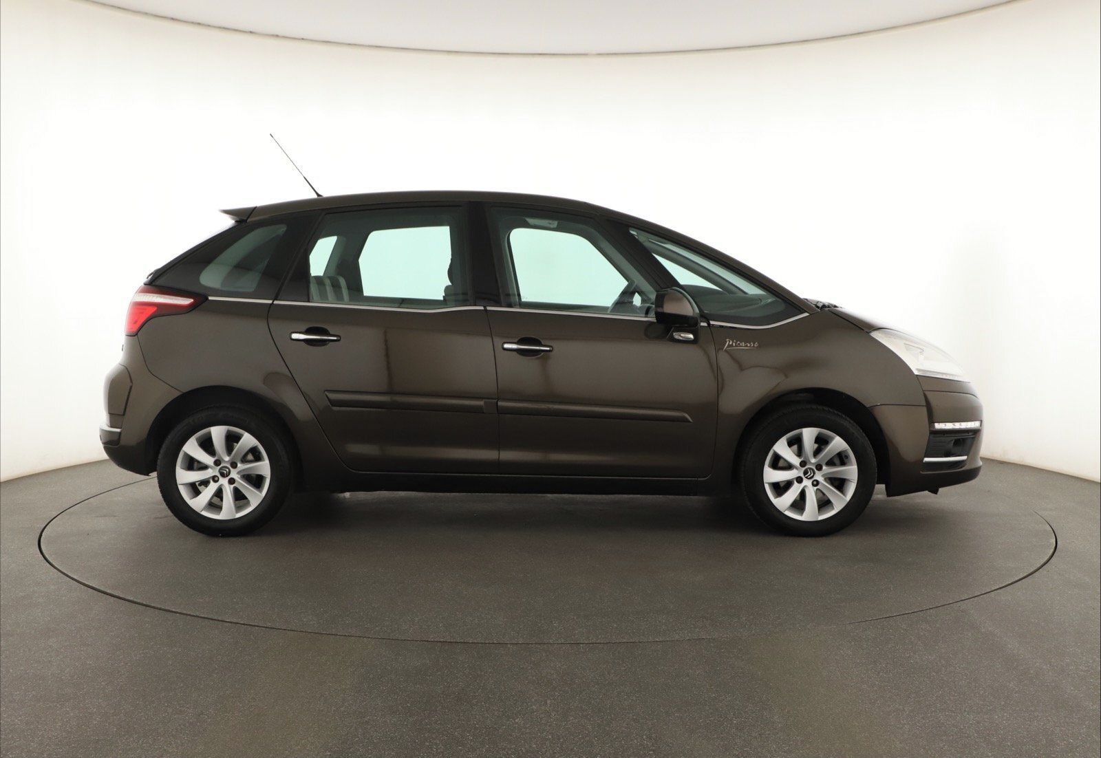 Citroën C4 Picasso, 1.6 HDi, Automatická klima - fotka 6