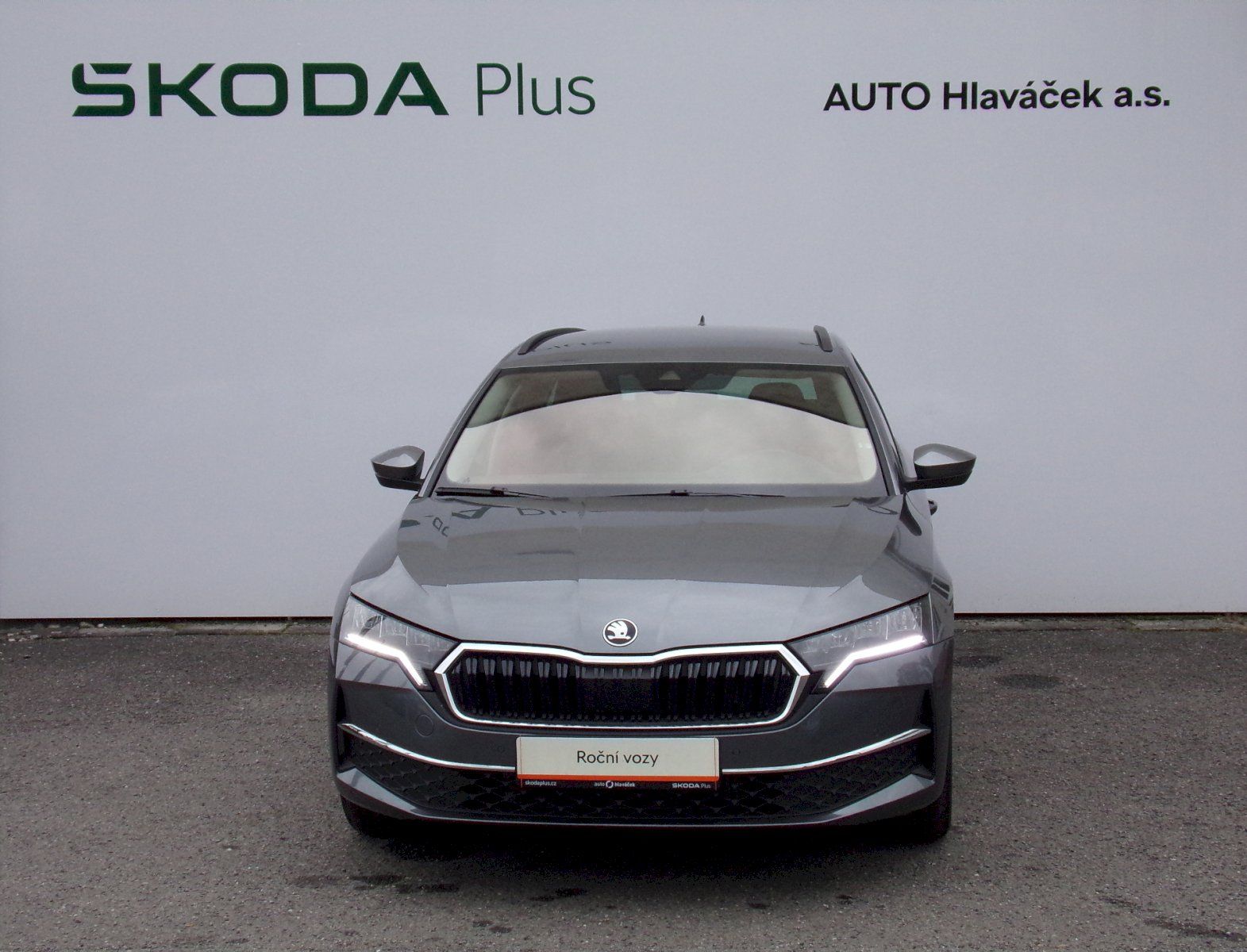 Škoda Octavia, Combi Selection 1.5 TSI 85 kW - fotka 4