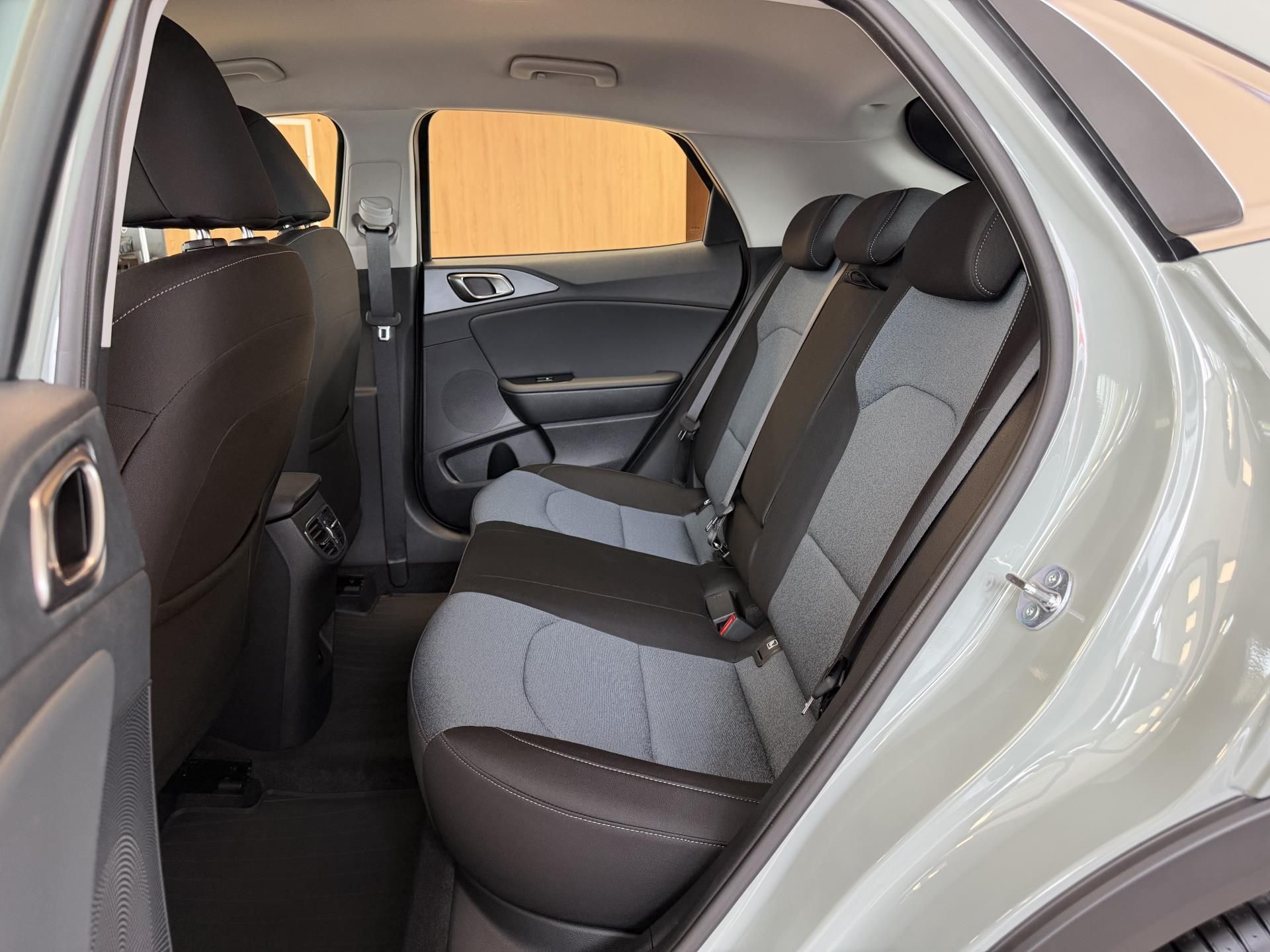 Kia XCee´d, 1,6 T-GDi 7DCT SPIN 110 KW 27 - fotka 5