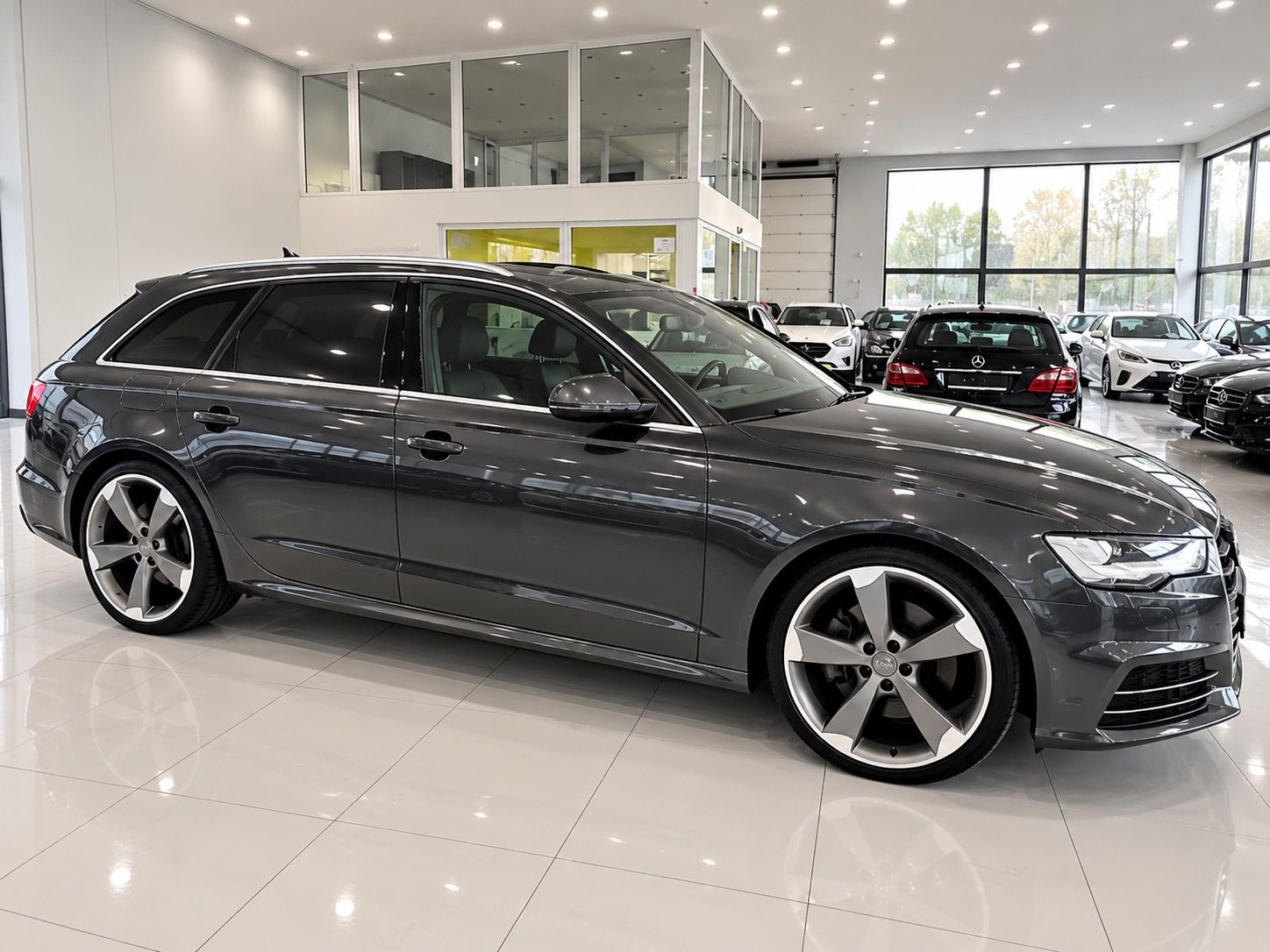 Audi A6, 3.0 TDI 180 kW SERVIS | TAŽNÉ