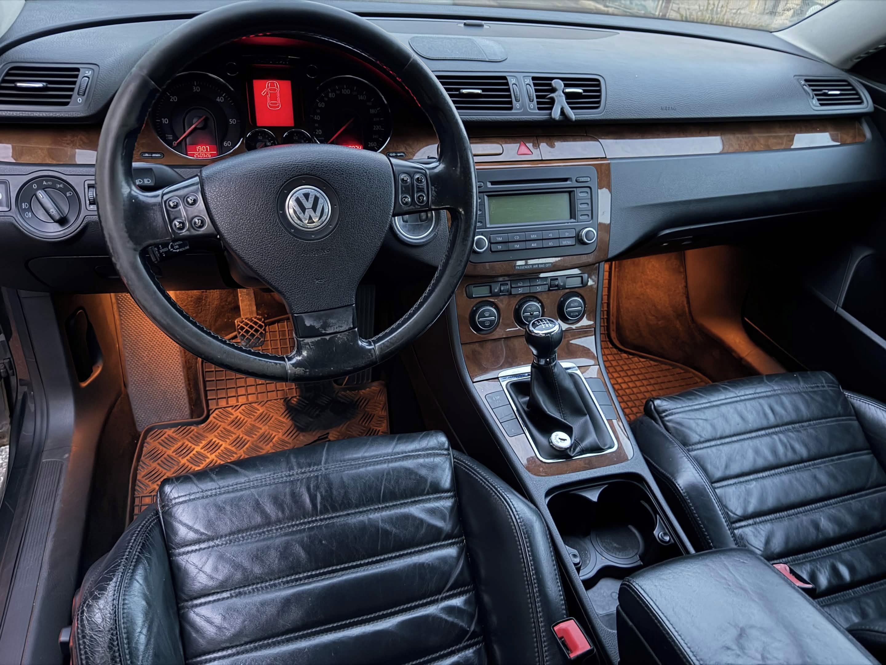 Volkswagen Passat, 2.0 - fotka 4