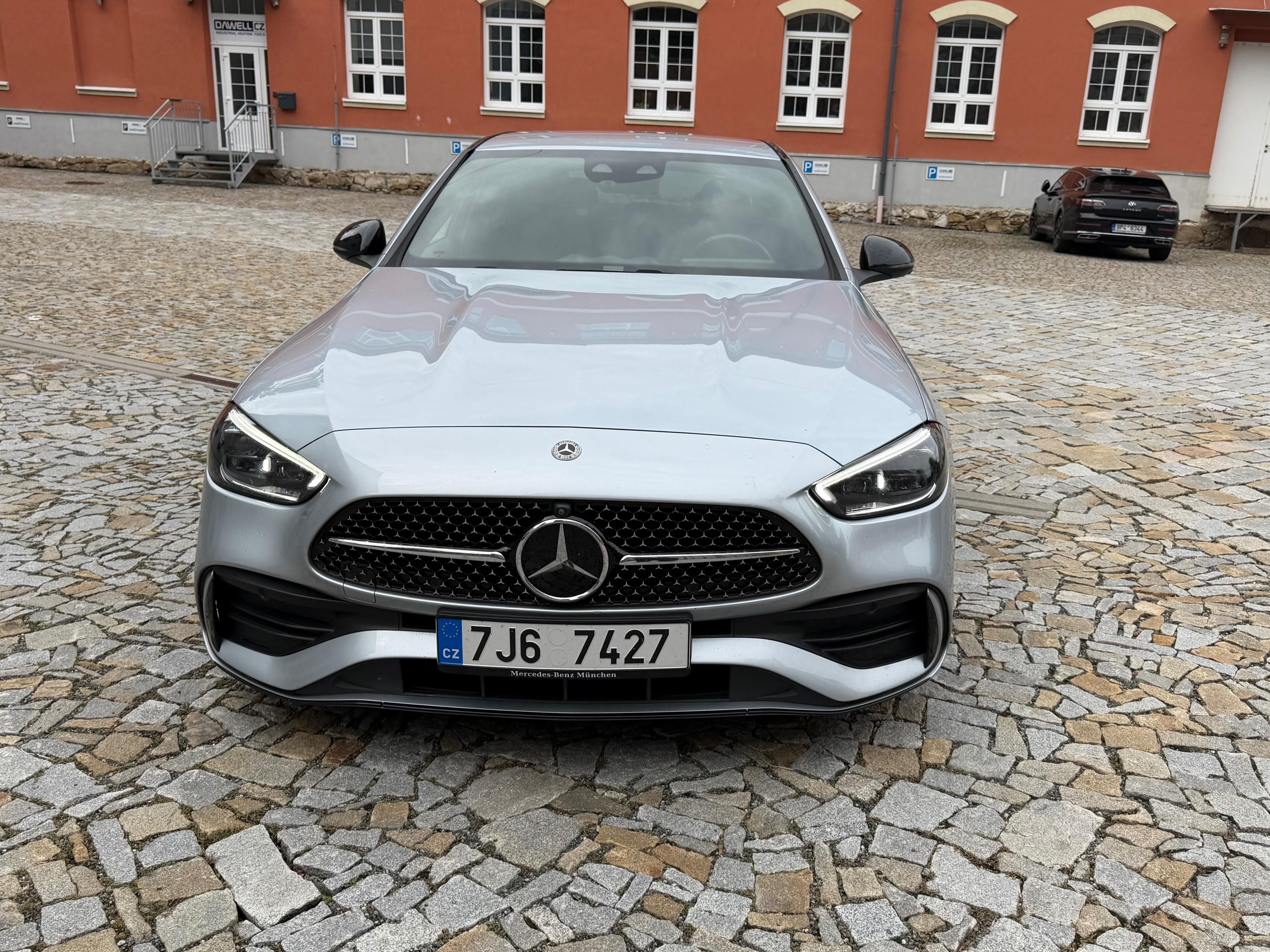 Mercedes-Benz Třídy C, Mercedes-Benz C 300 d W206 AMG - fotka 3