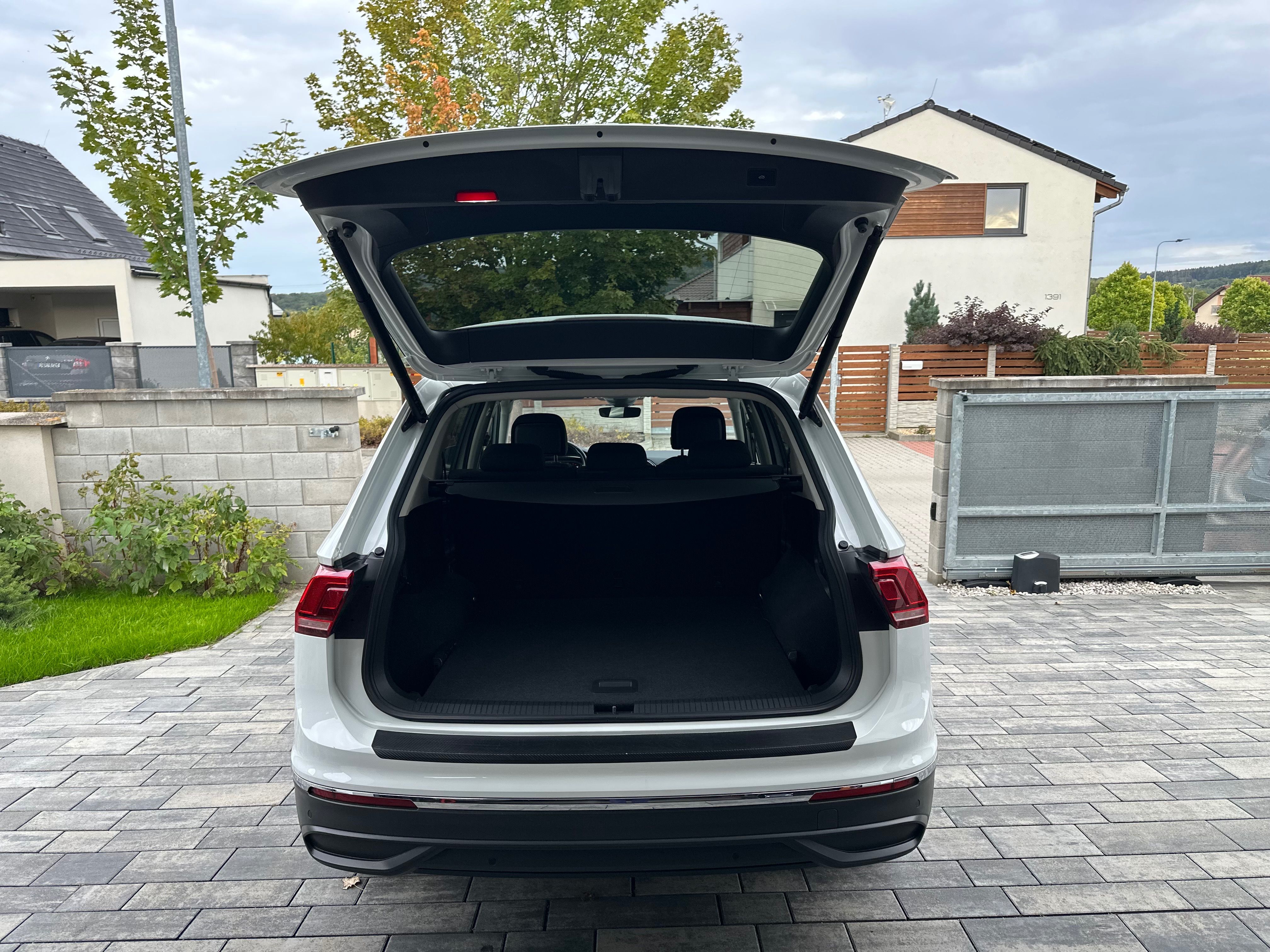 Volkswagen Tiguan Allspace, MATRIX WEBASTO HARMAN/KARDON - fotka 6