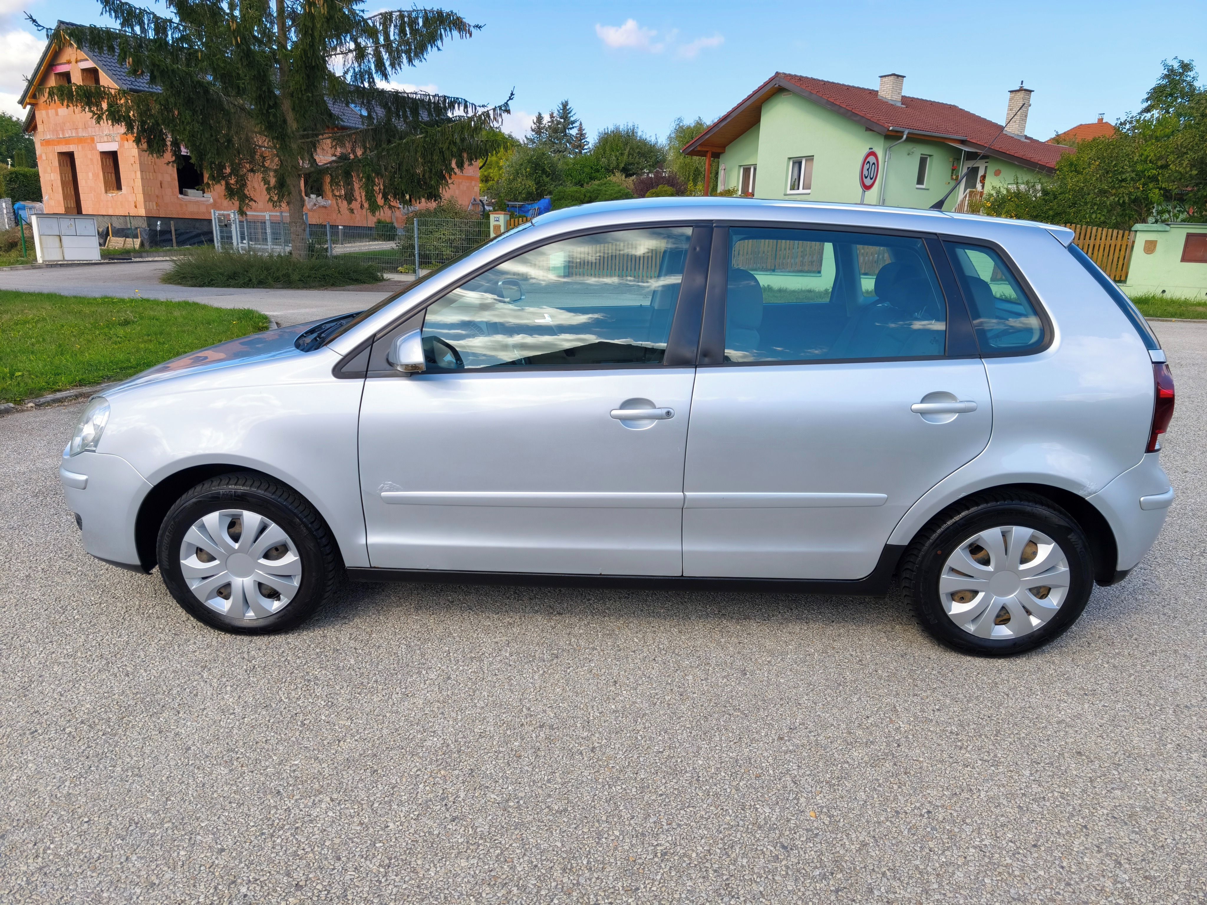 Volkswagen Polo, 1.4 16V 55kw - STK 10/2027 - fotka 3