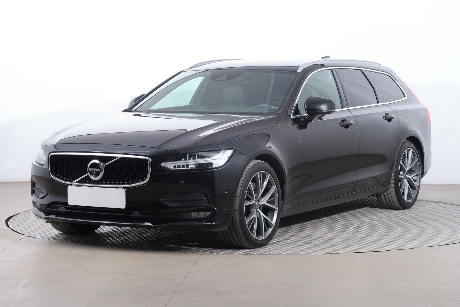 Volvo V90, D5 AWD, 4X4, Automat - fotka 2