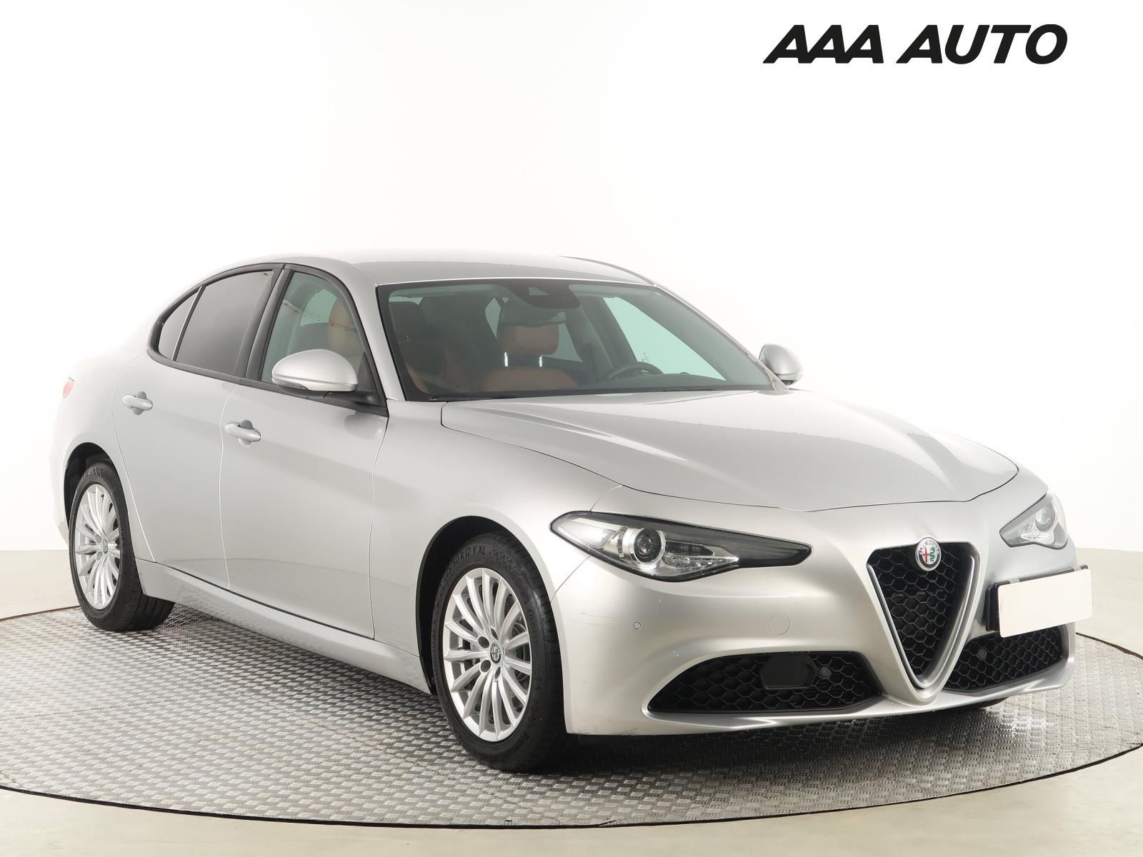 Alfa Romeo Giulia, 2.0 Turbo, Automat