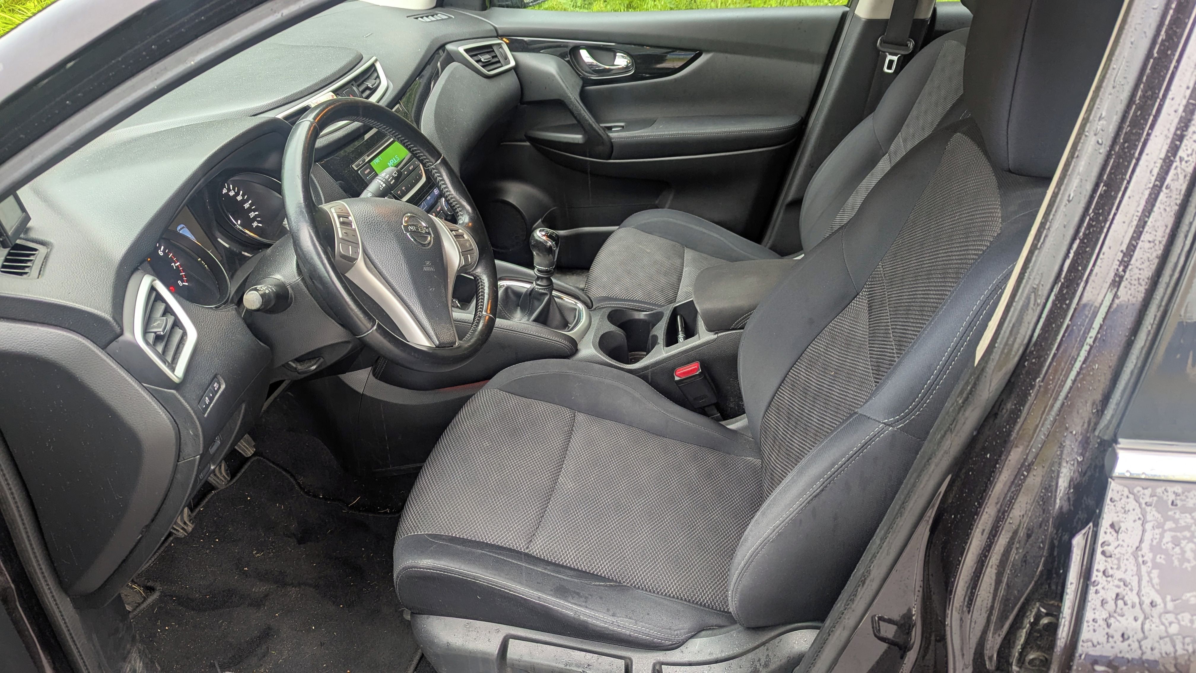 Nissan Qashqai, NissanQashgai 1,6 DIG-T,Acenta - fotka 4