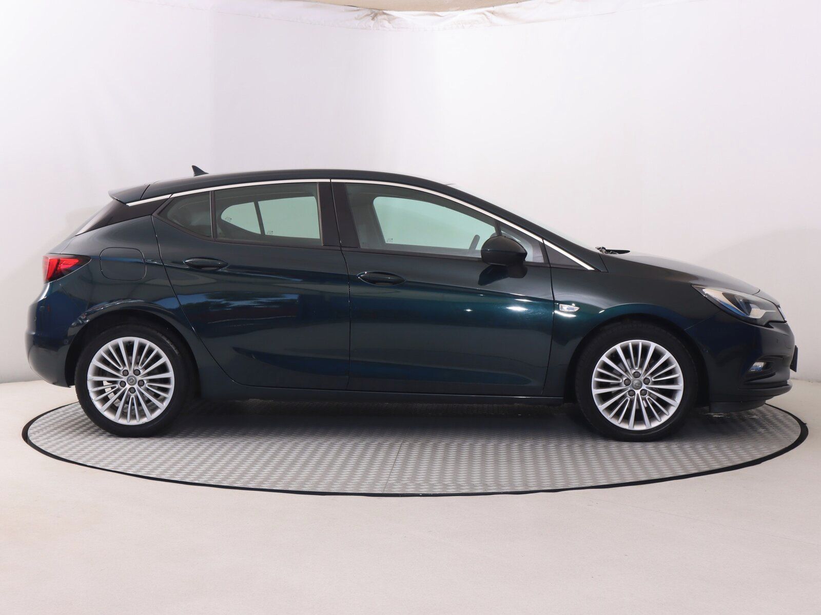 Opel Astra, 1.4 T, Serv.kniha - fotka 6