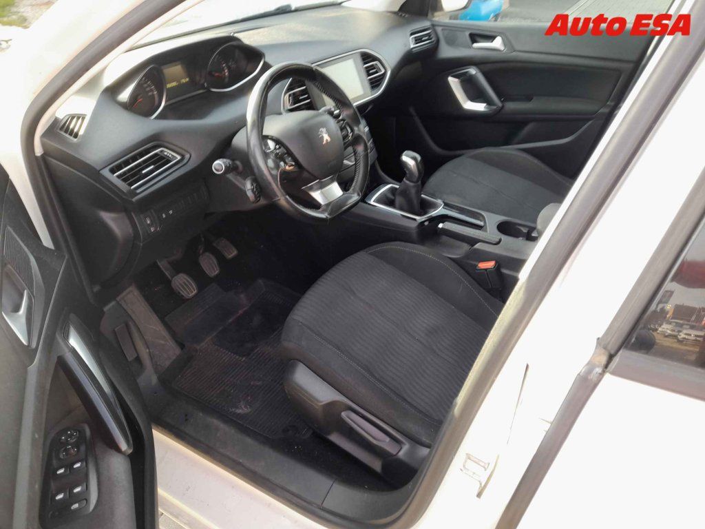 Peugeot 308, 1.6 HDi,ČR - fotka 3