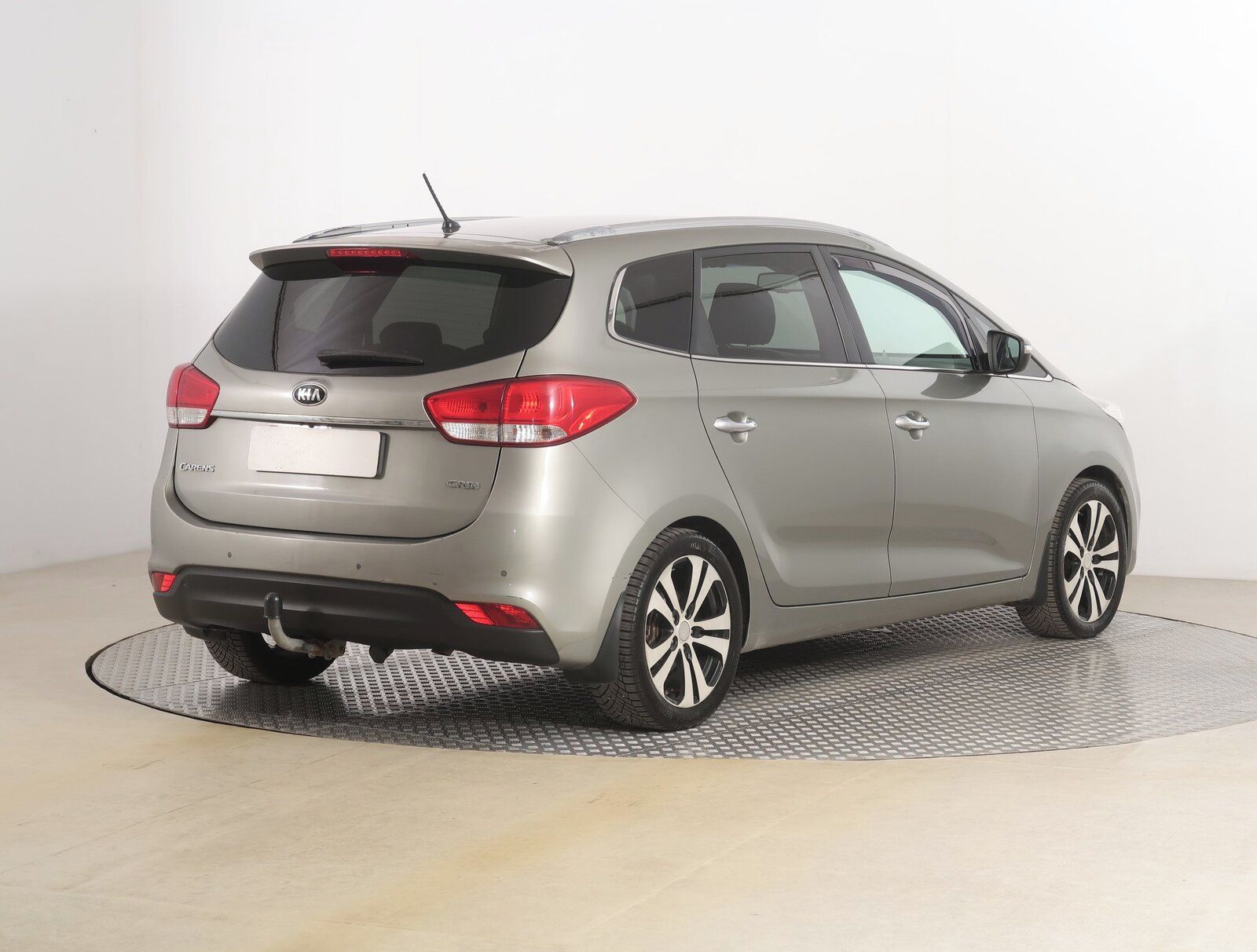 Kia Carens, 1.7 CRDi, 7 míst, Serv.kniha - fotka 5