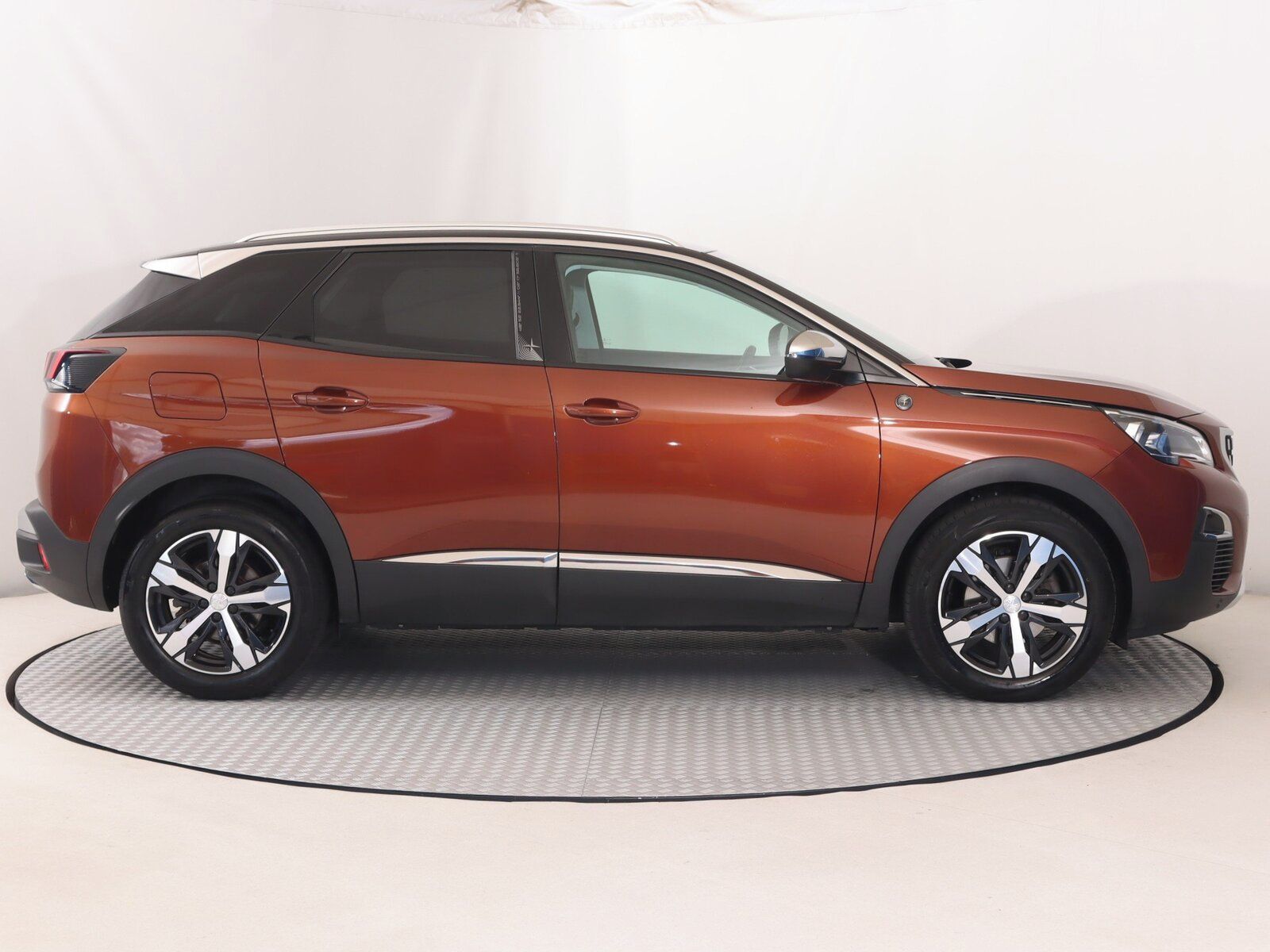 Peugeot 3008, 1.5 BlueHDi, Active, Automat - fotka 6